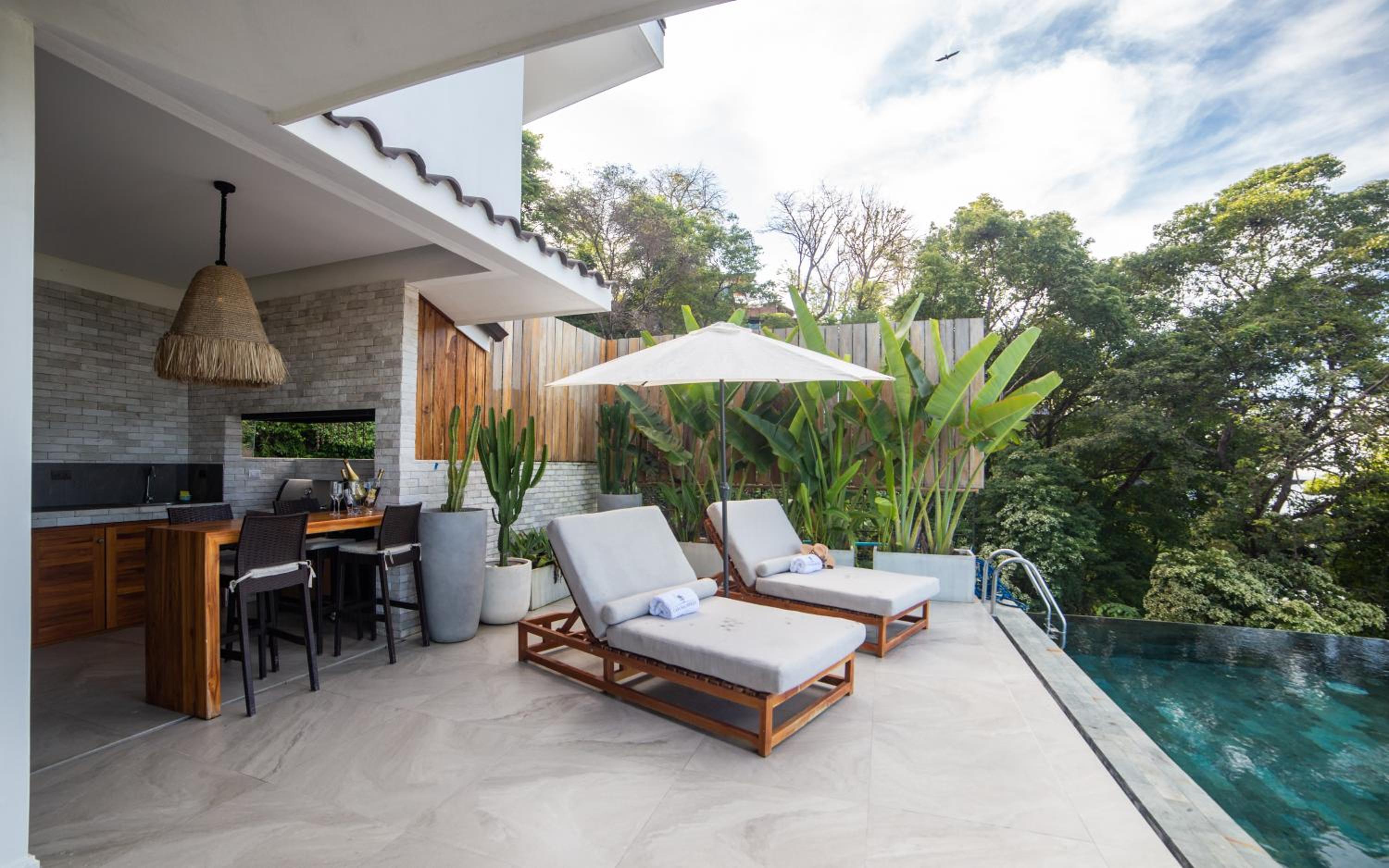 Grand Oceanview Villas - Casa Aria and Casa Magnifique