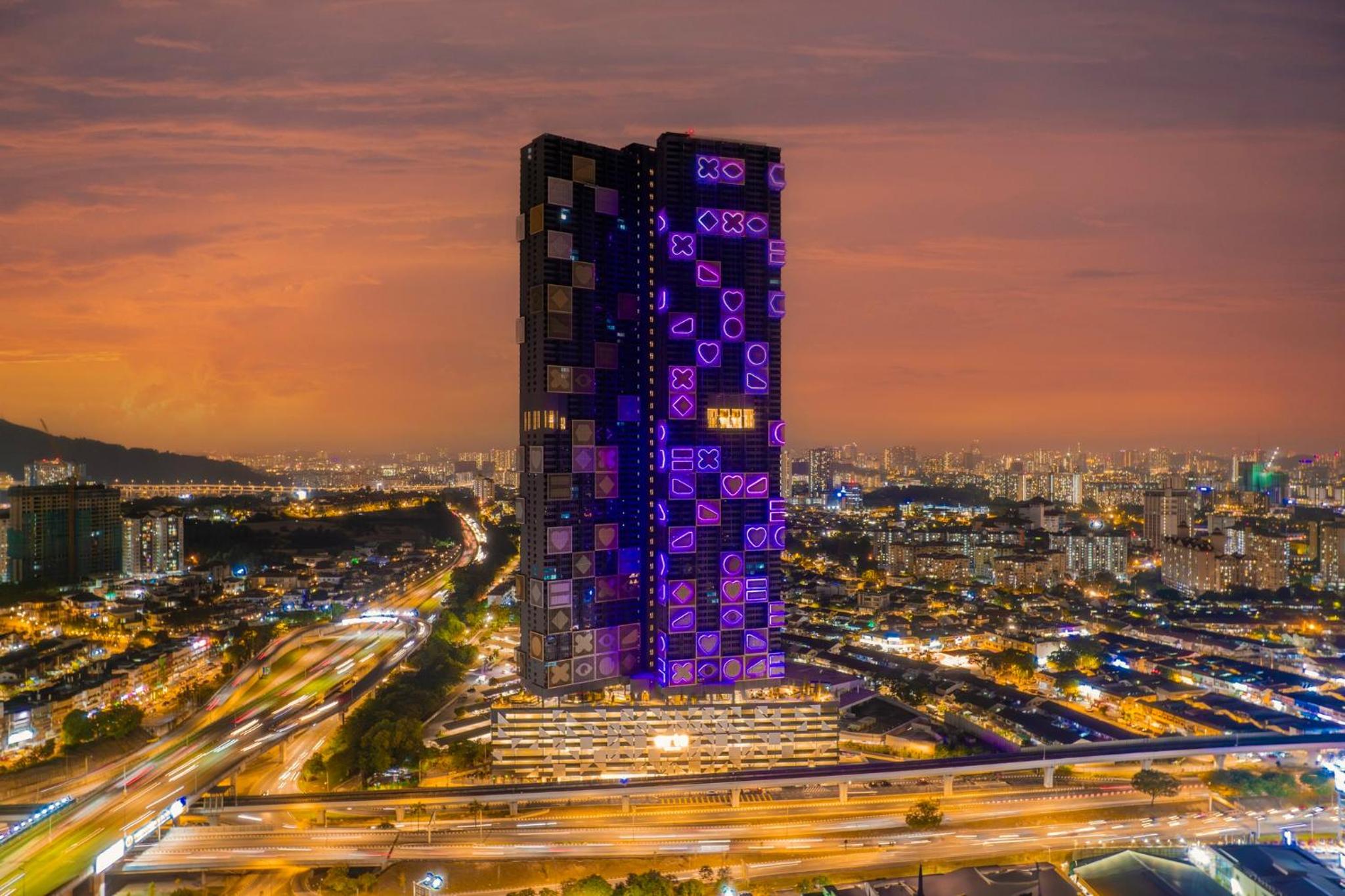 Arte Cheras Kuala Lumpur by D'Koala