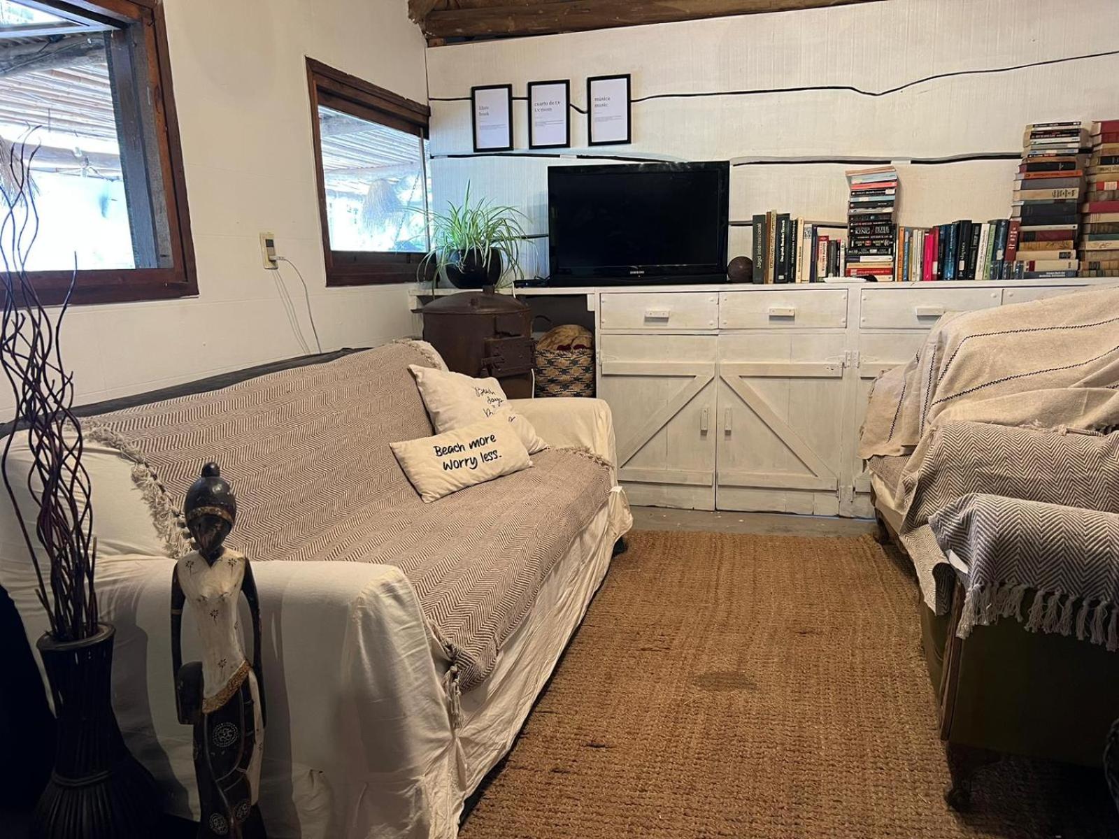 Pueblo Arriba Hostel