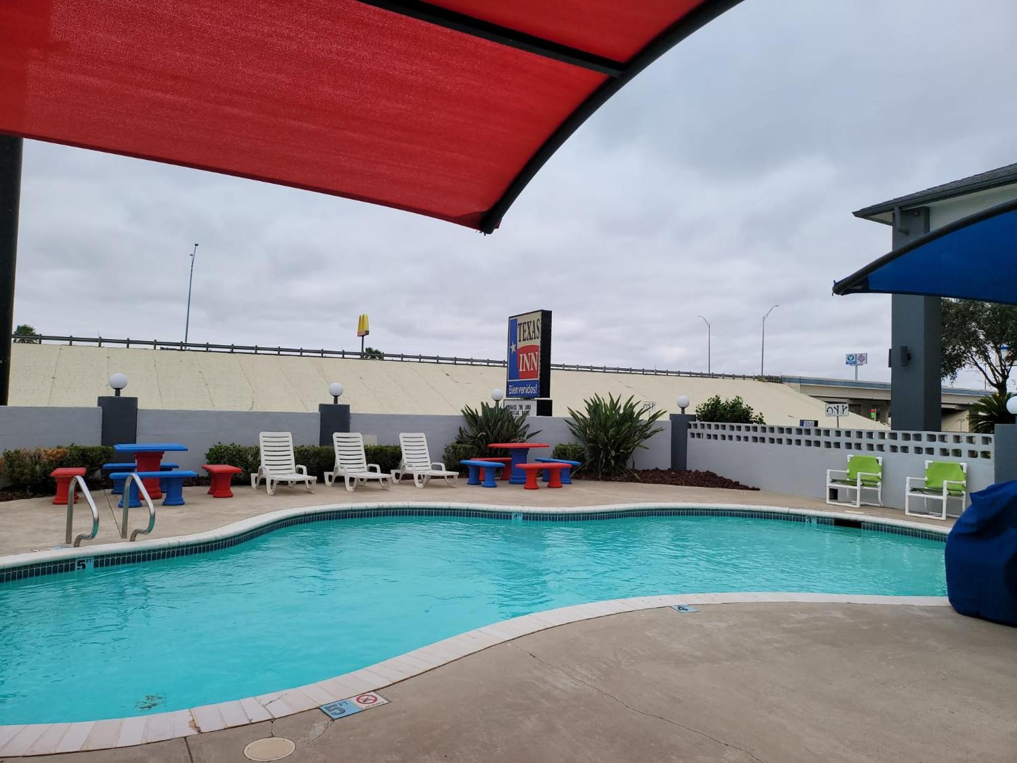 Texas Inn and Suites Raymondville view 4