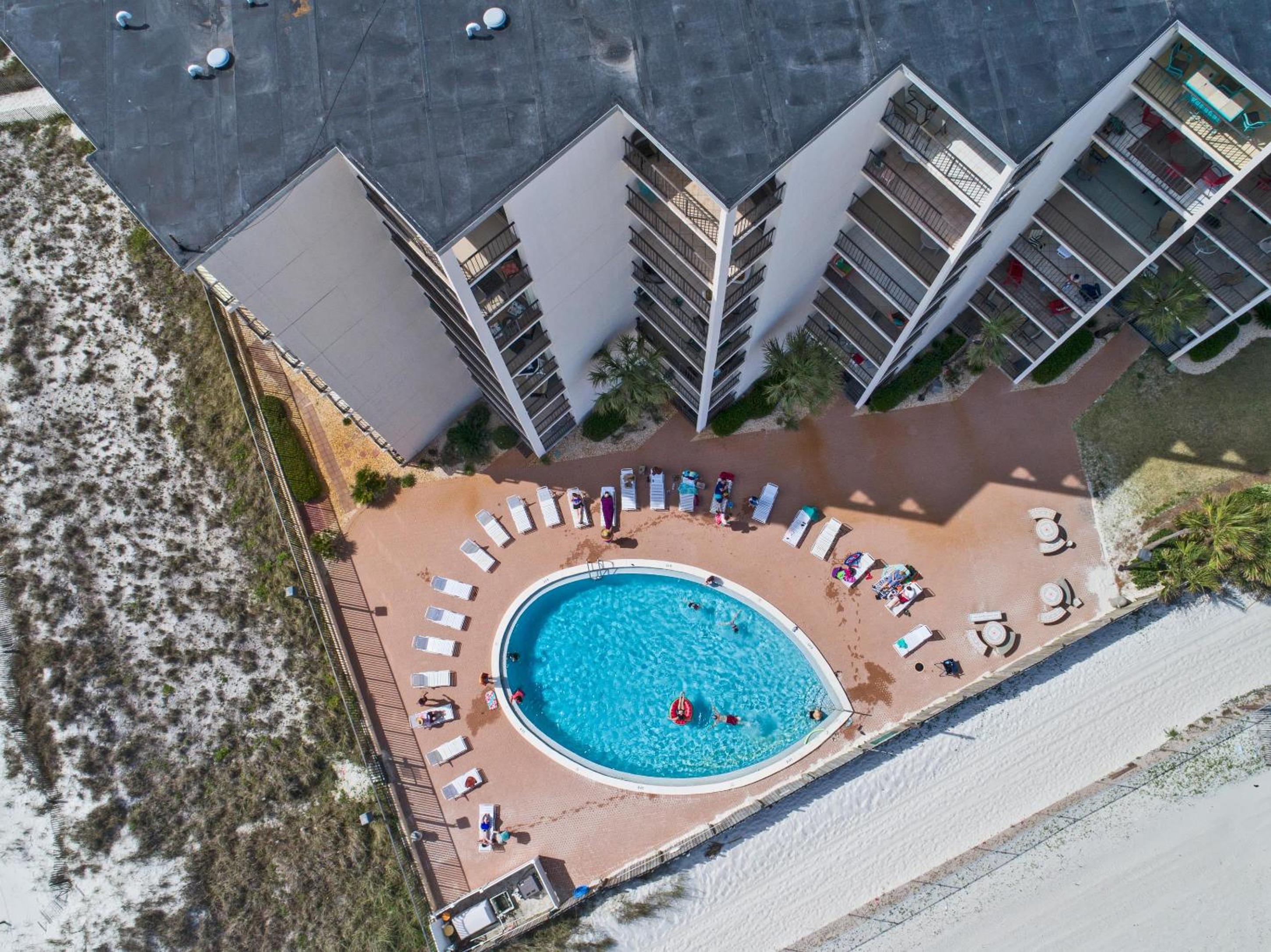 Moondrifter Beach Resort by Panhandle Getaways