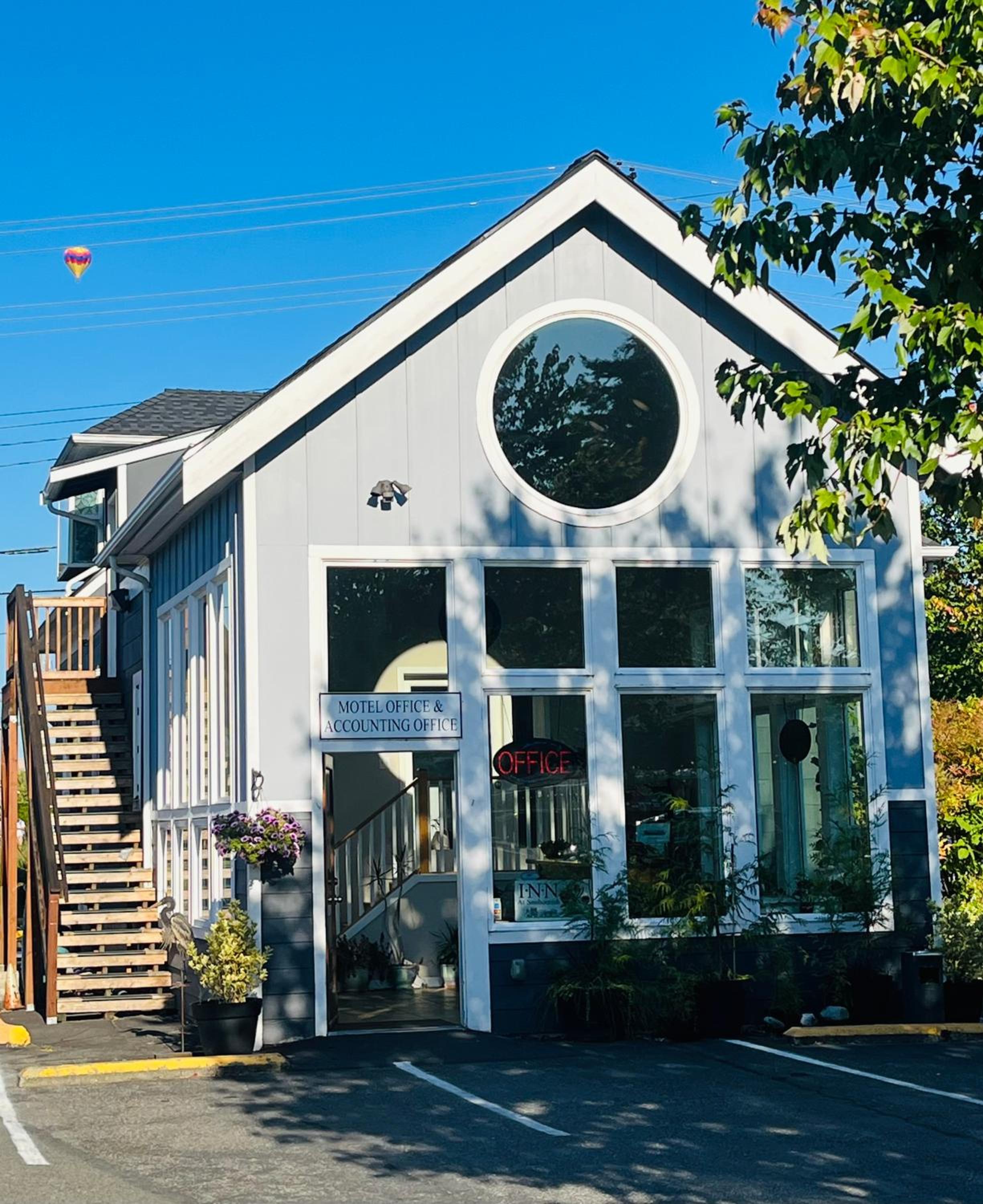 Snohomish Inn view 2