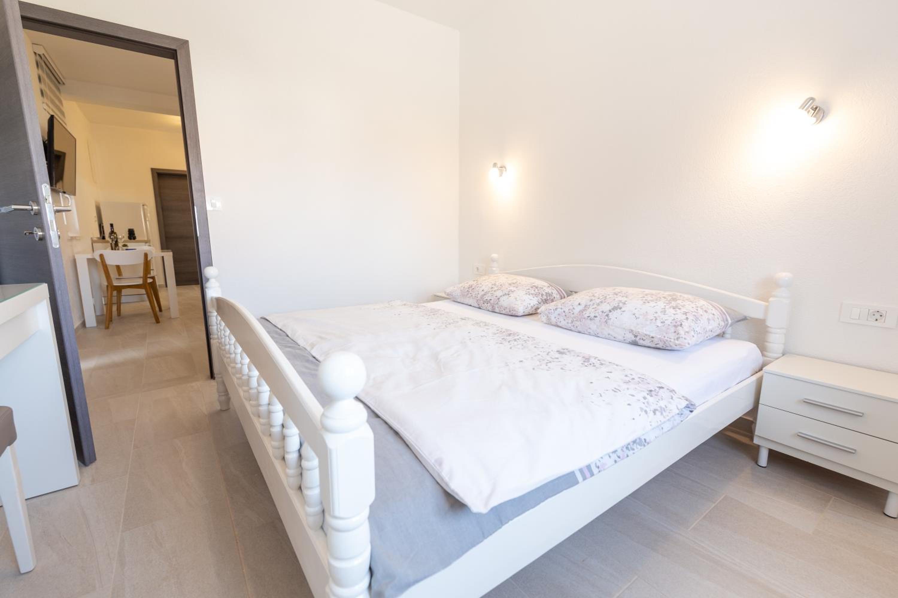 Apartamentos Luka — photo 2