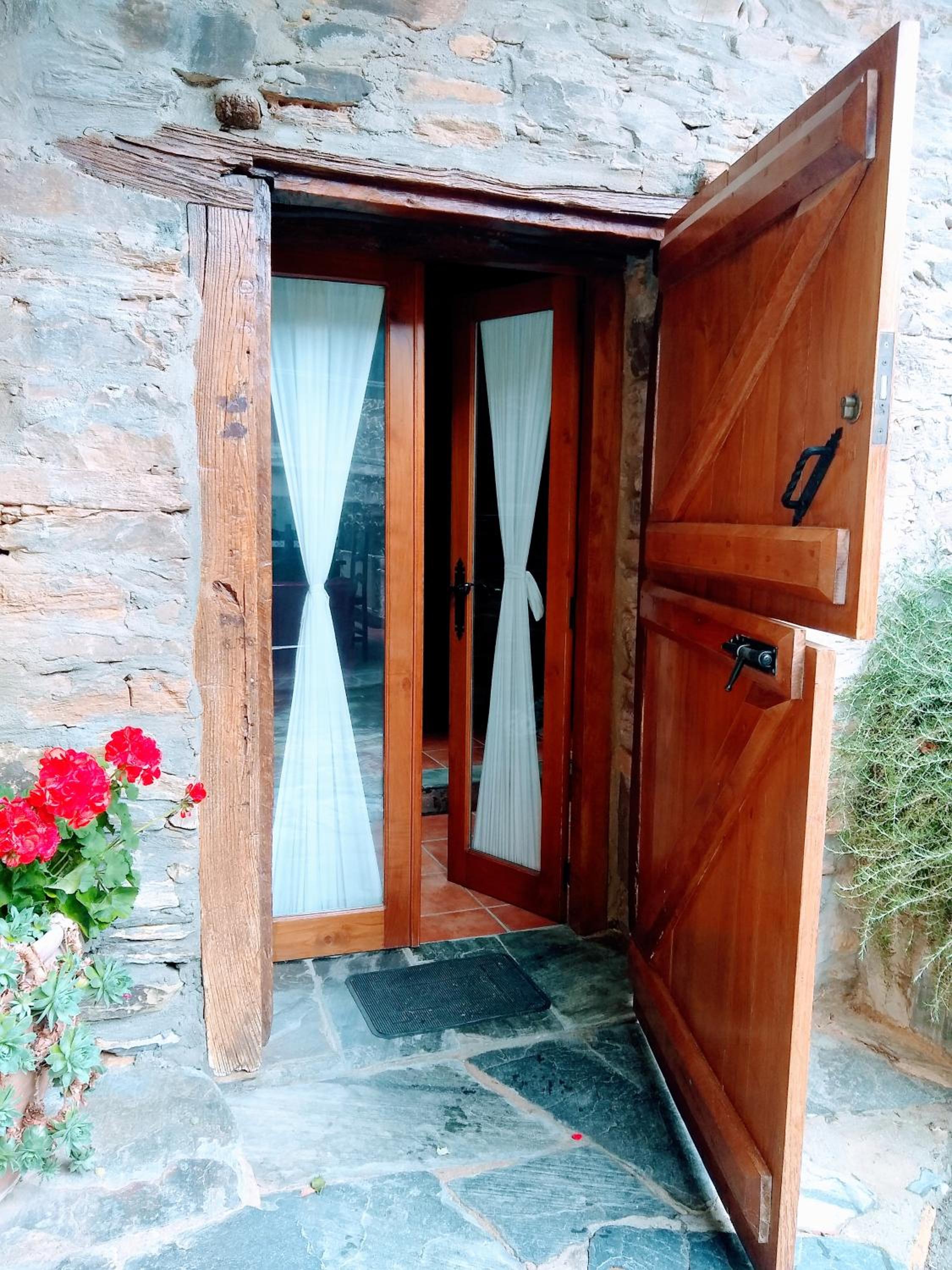 Casa Pacios by M de Santiago view 3