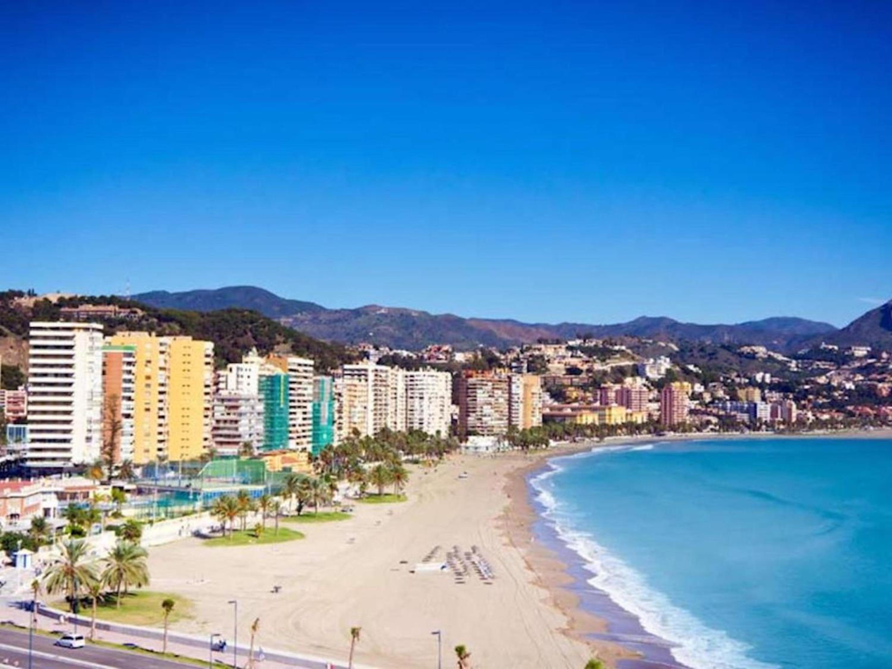 Apartments Holidays2Malaga City Center