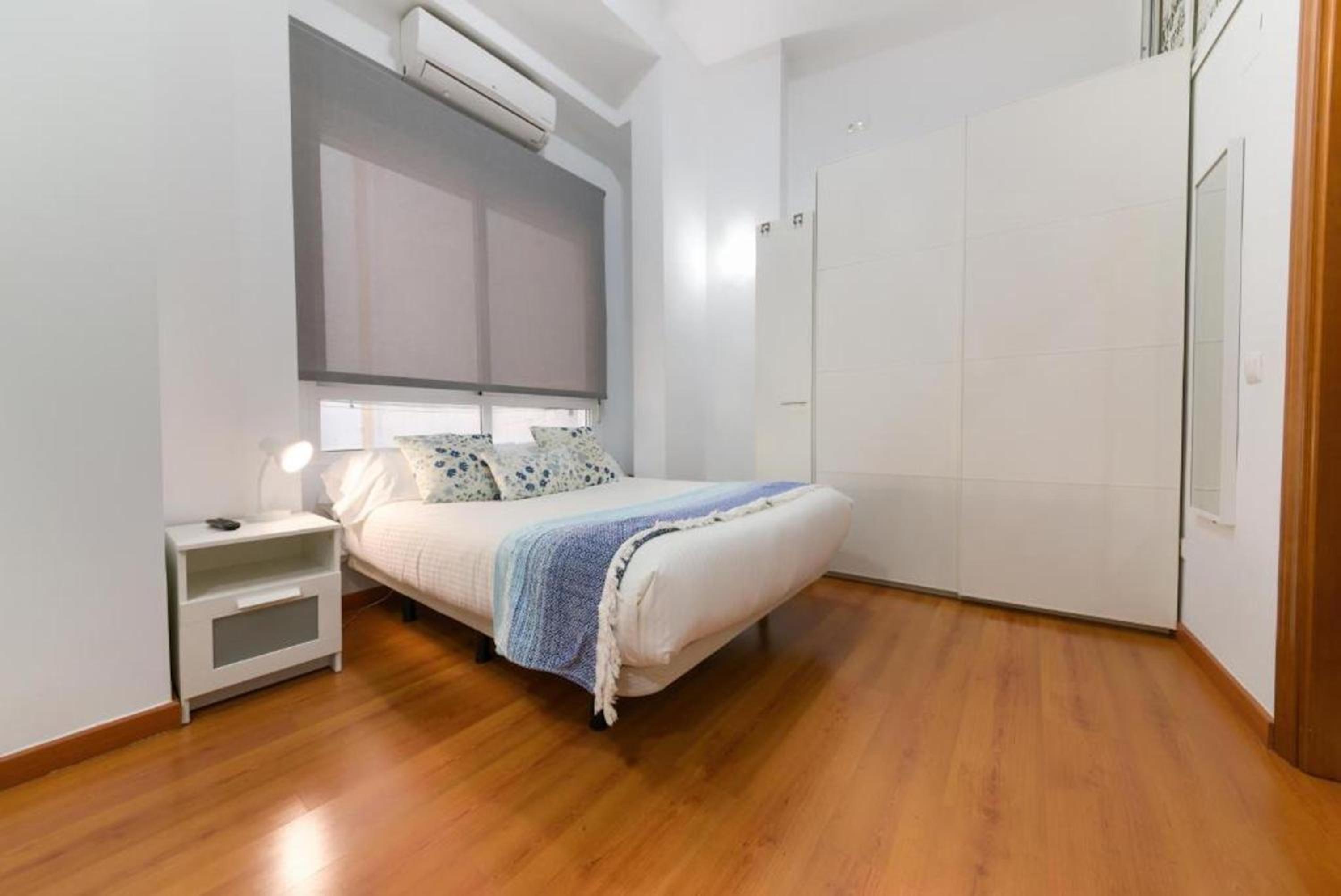 Apartments Holidays2Malaga City Center