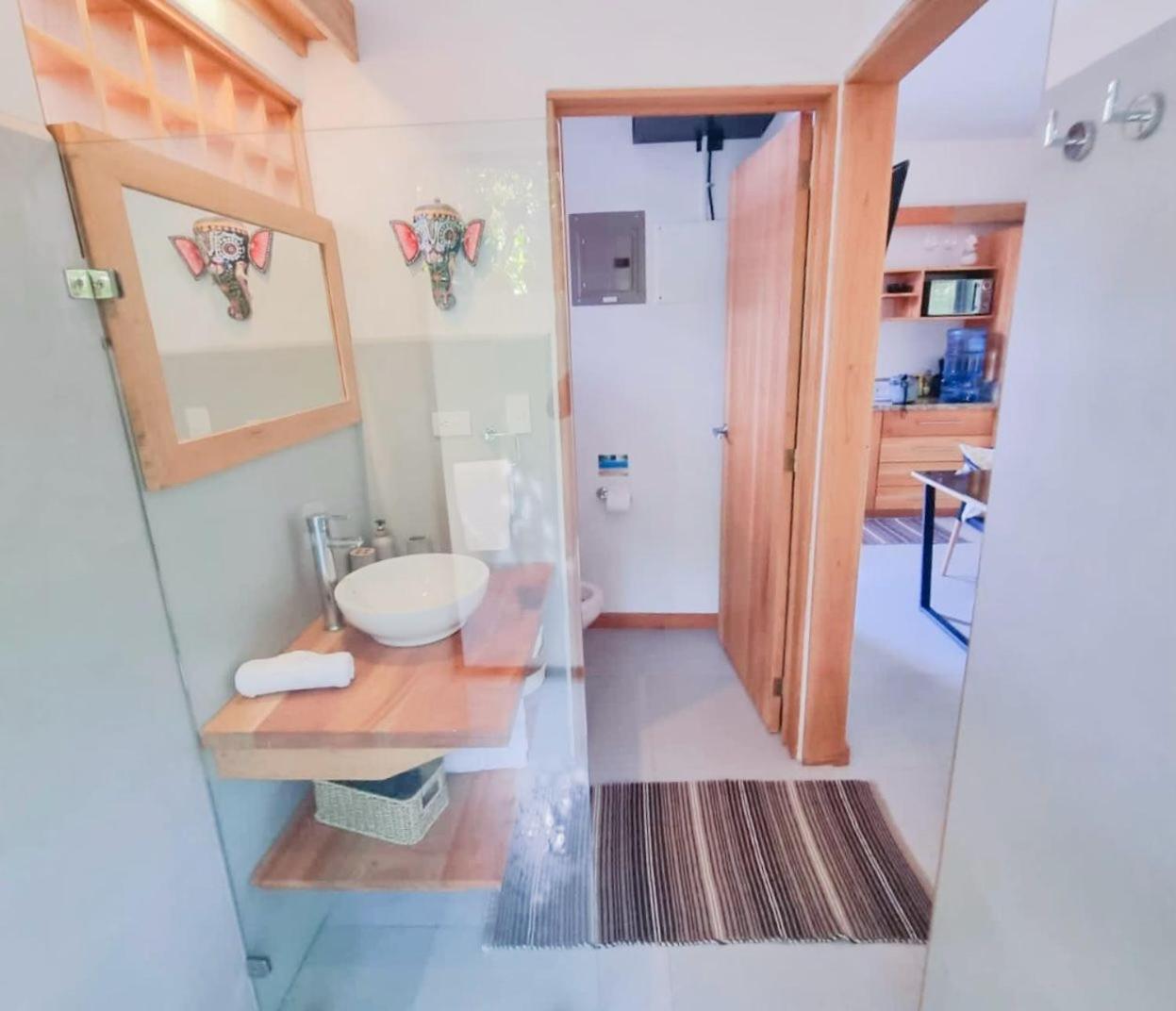 Anana Apartments