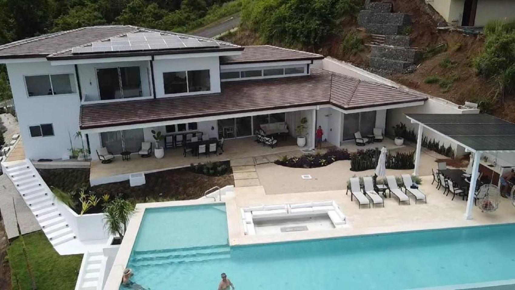 CASA AYLA A - stunning 5BR Ocean view house & infinity pool in Flamingo