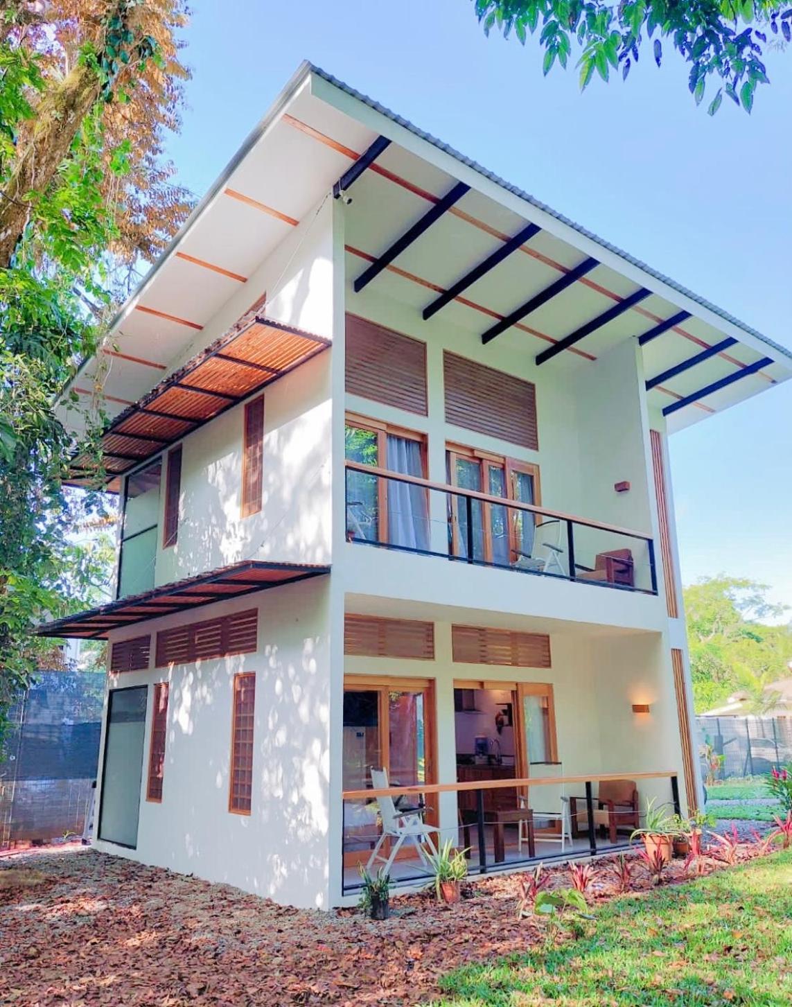 Anana Apartments