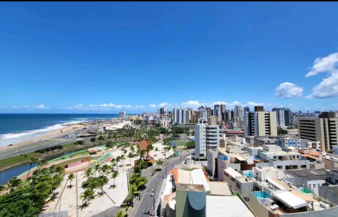 Vista mar no costa azul