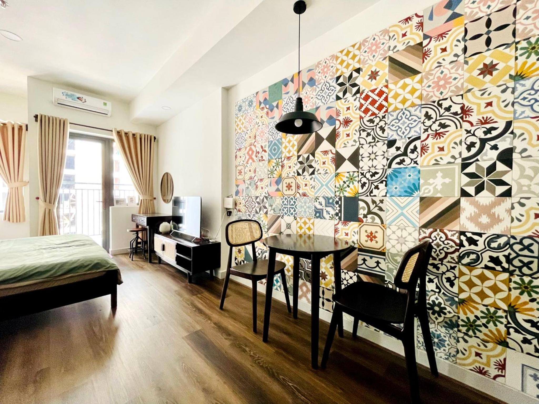Vintage house in Soho Residence by NHÀ TUI share