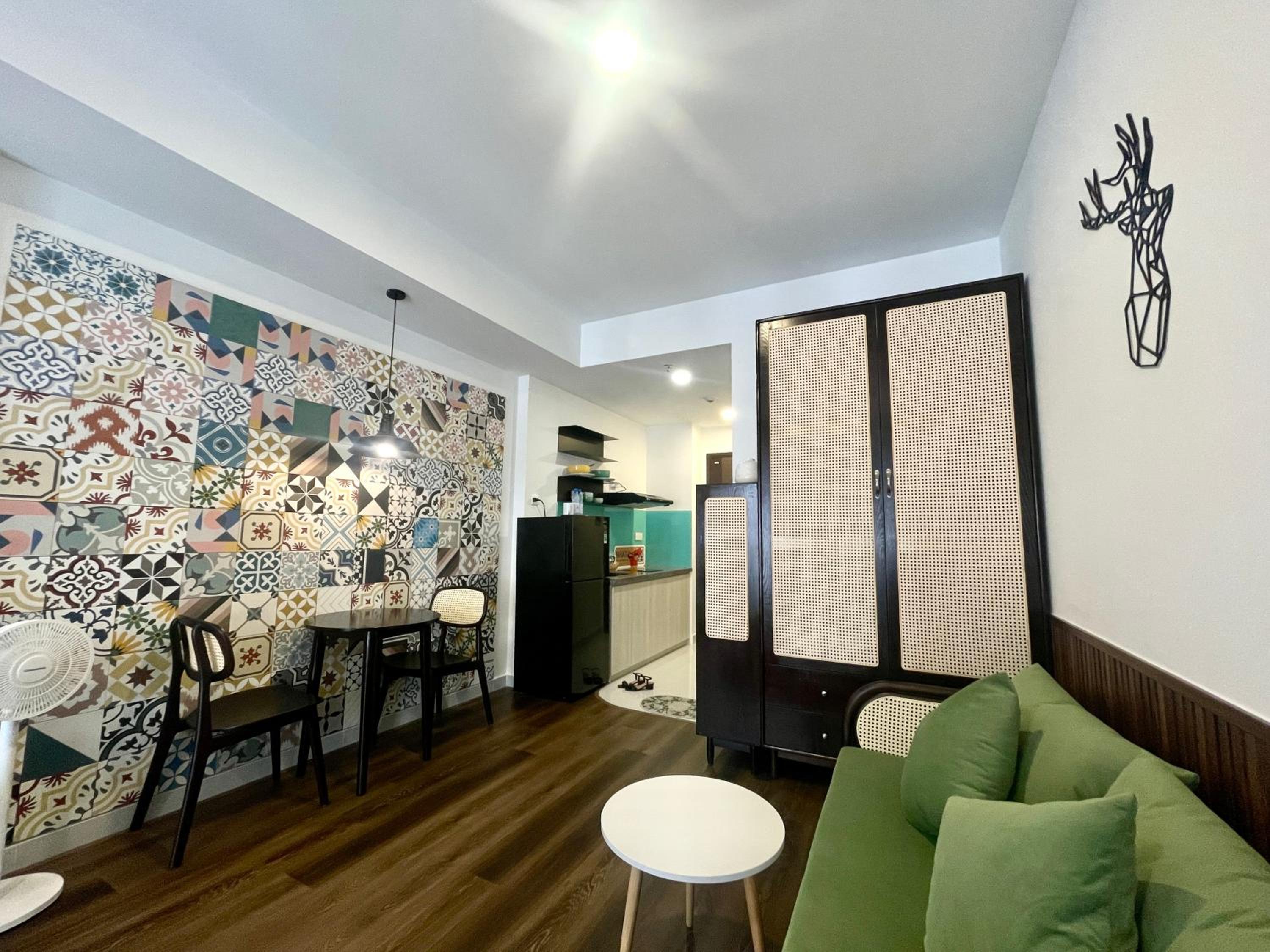 Vintage house in Soho Residence by NHÀ TUI share