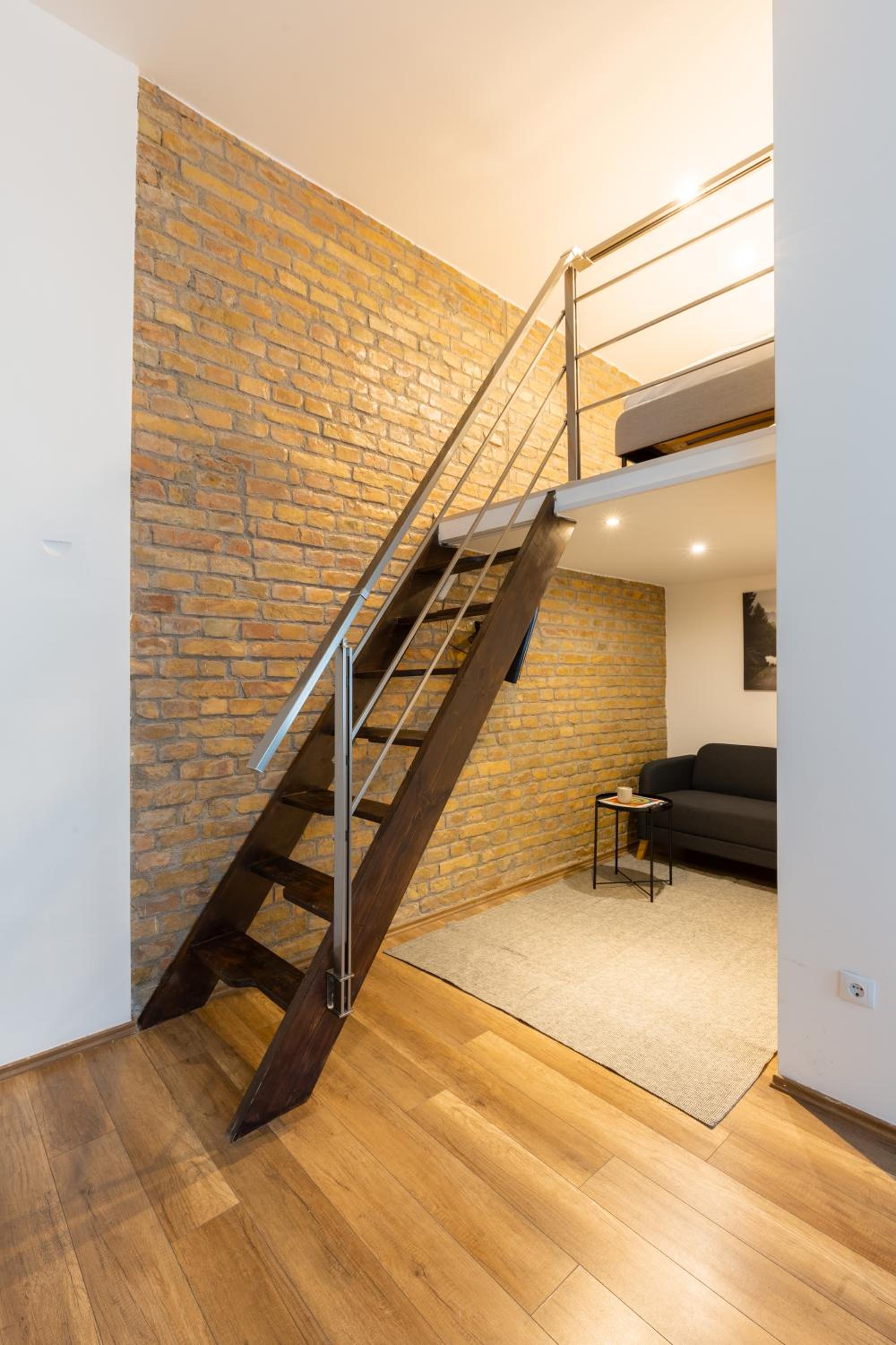 New, centrally located, but quiet 4 sleeper