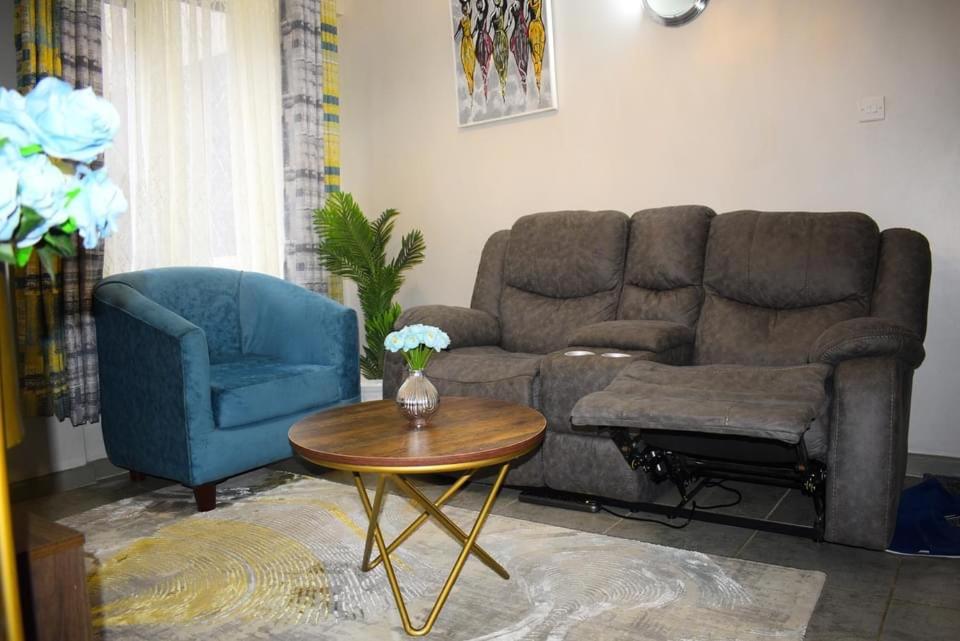 A tastefully furnished one bedroom airbnb apartment along Thika rd, TRM mall