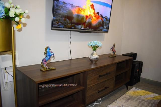 A tastefully furnished one bedroom airbnb apartment along Thika rd, TRM mall