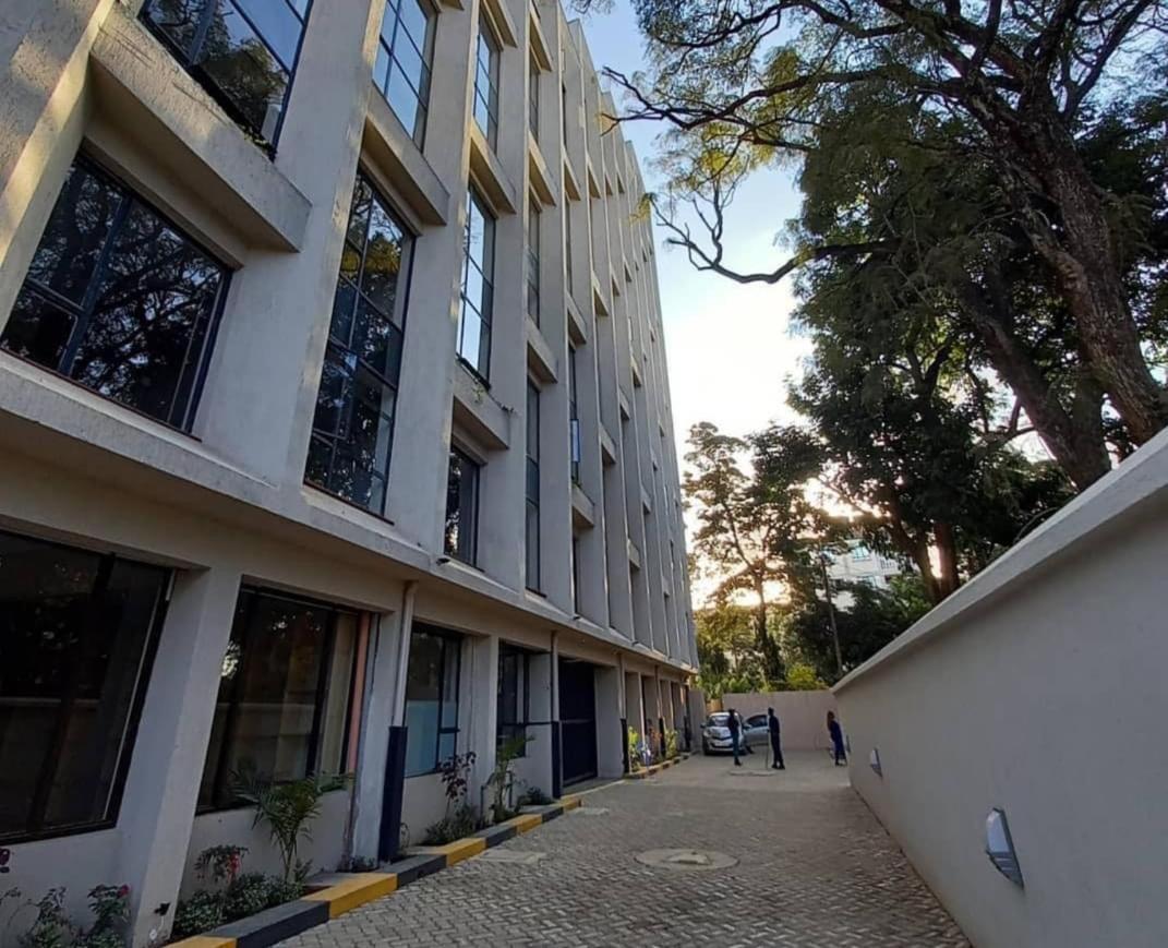 A tastefully furnished one bedroom airbnb apartment along Thika rd, TRM mall