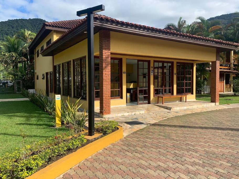 Village maresias, 50m da praia, serviço de praia - Canto do Moreira