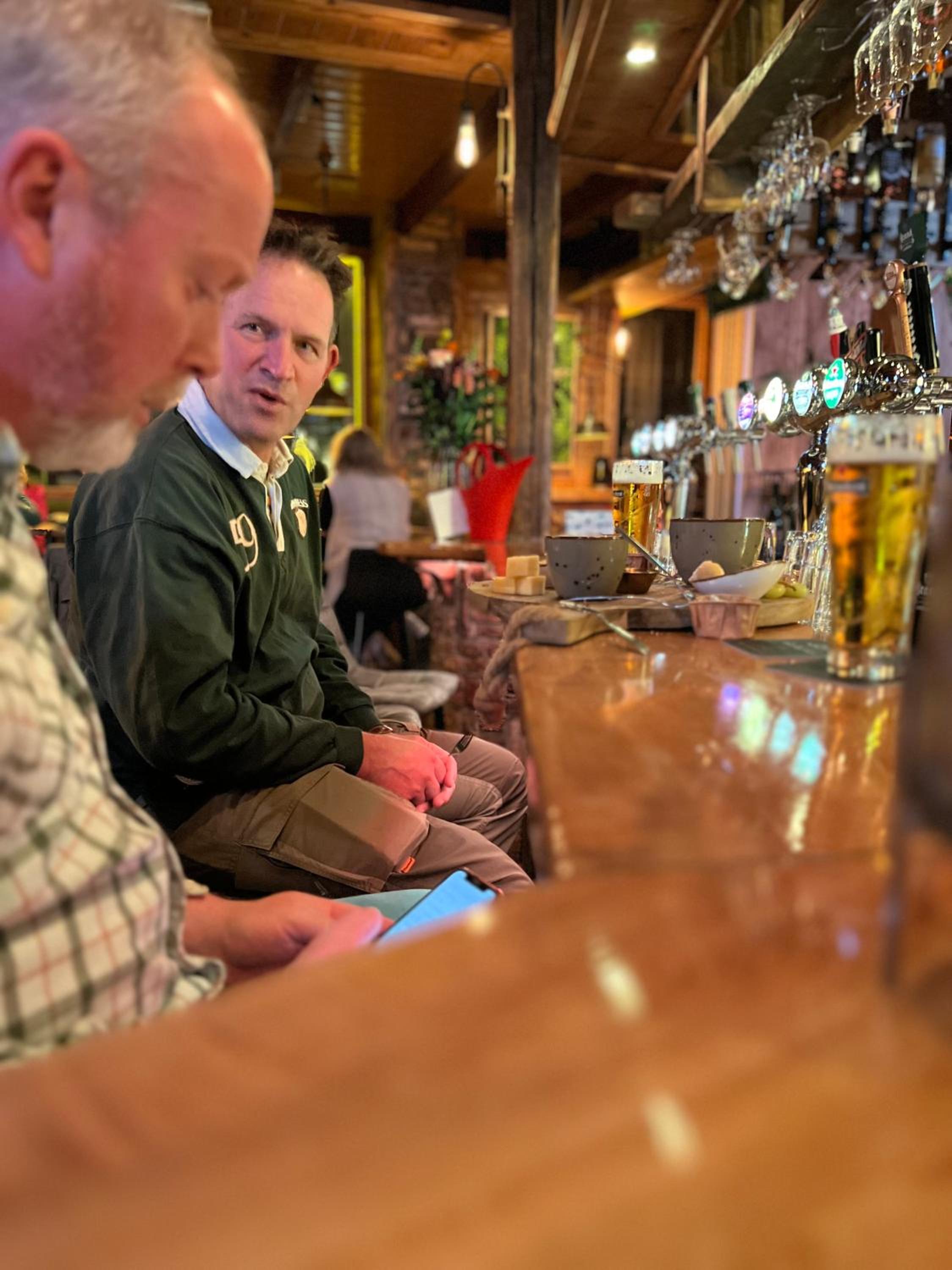 bar