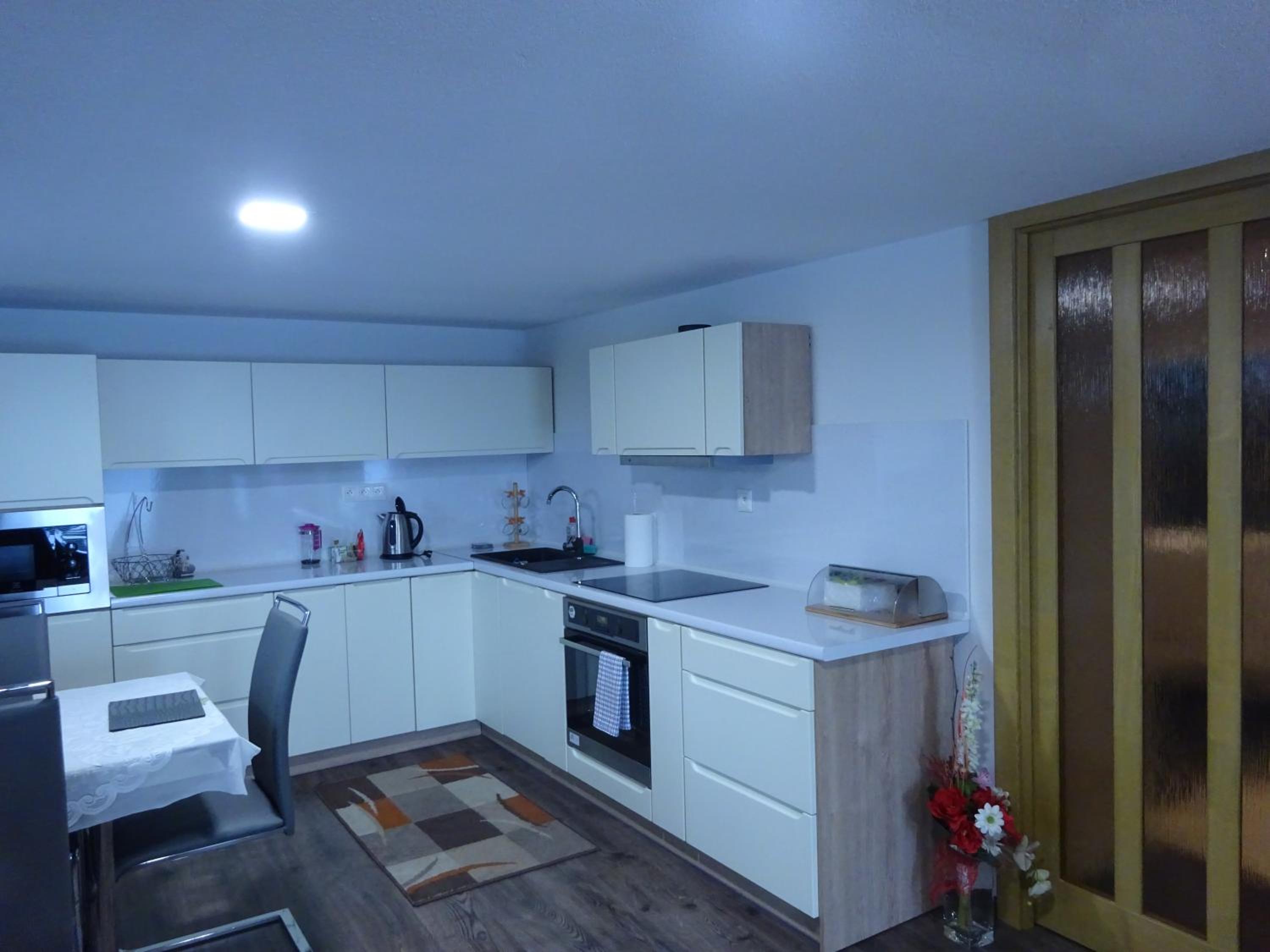 family friendly apartment 3 adults plus child