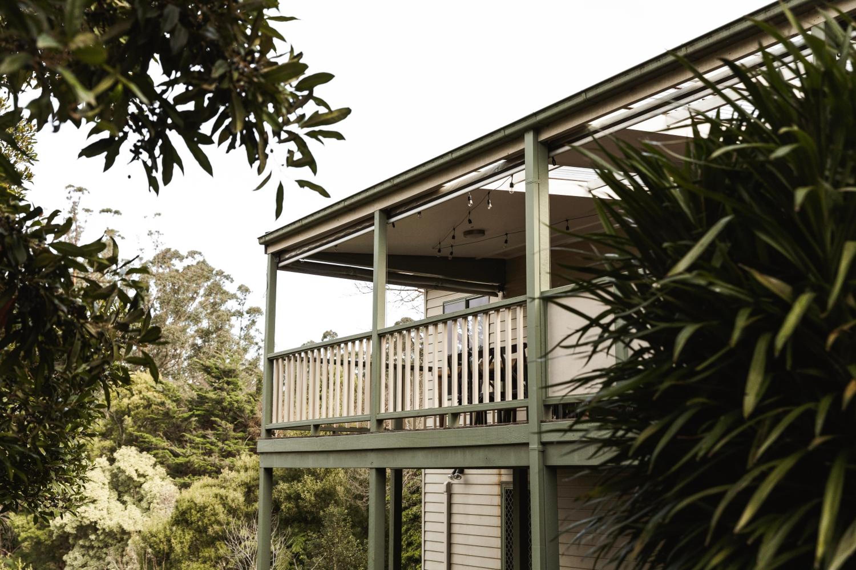 Hey Little Joe - Cosy Retreat with Mountain Views