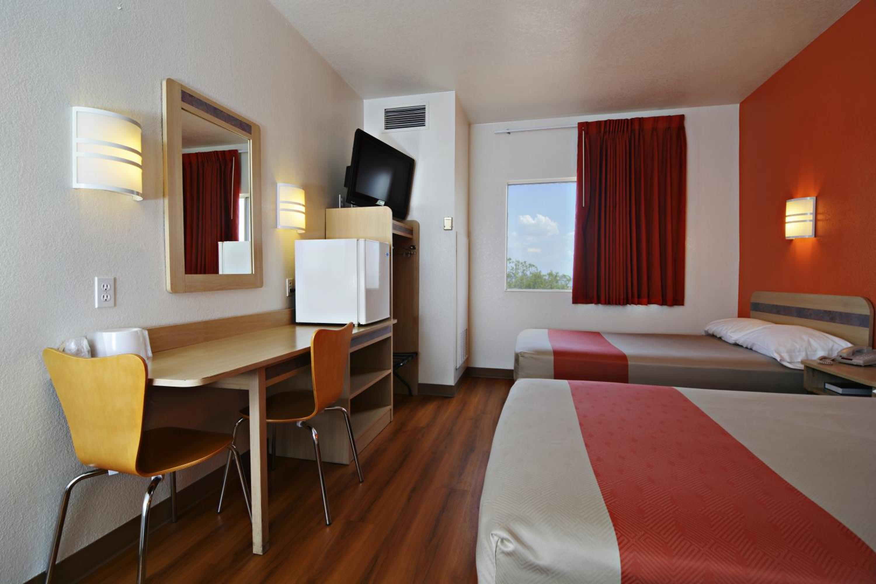 Motel 6-Benson, AZ