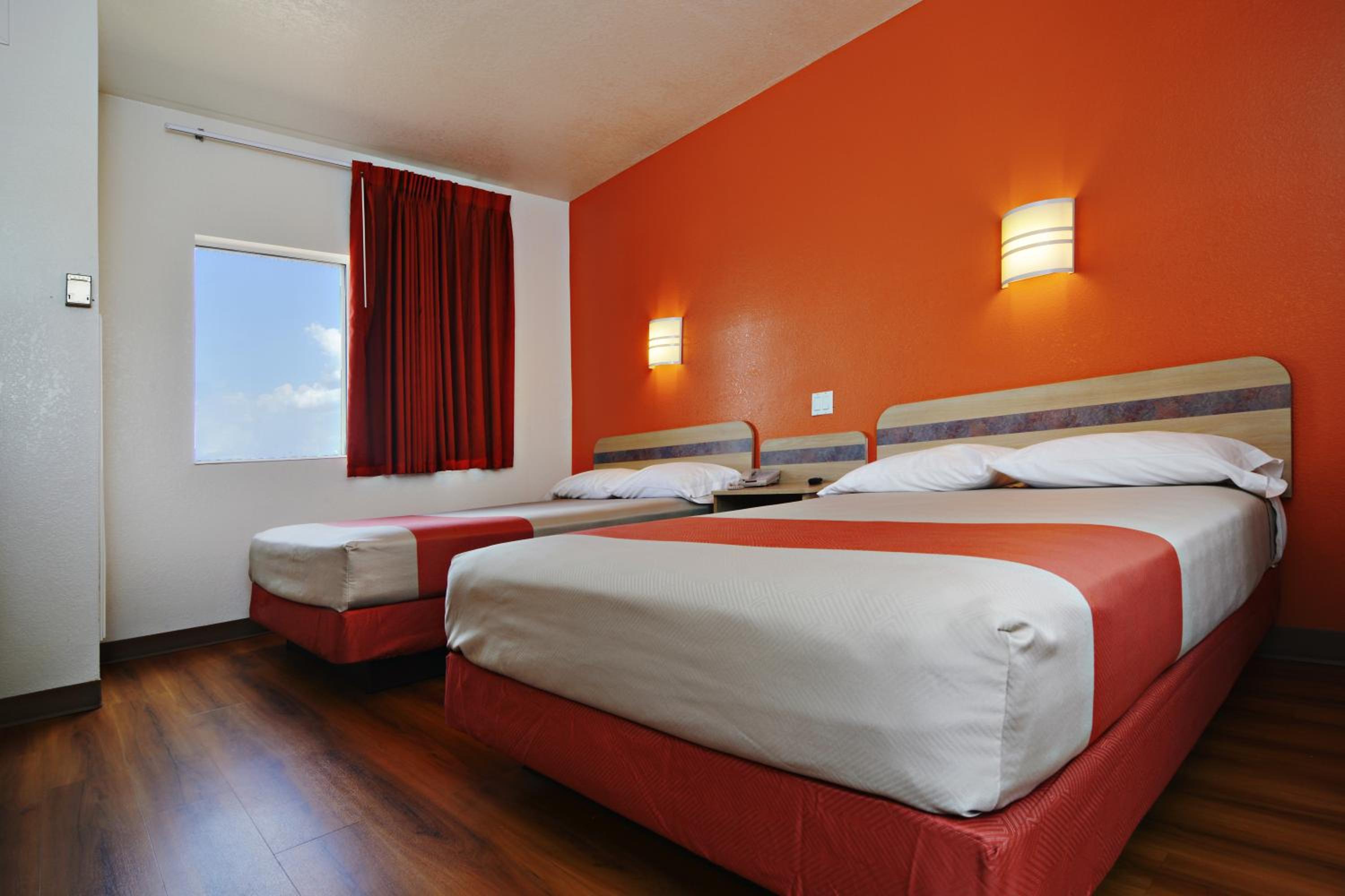 Motel 6-Benson, AZ