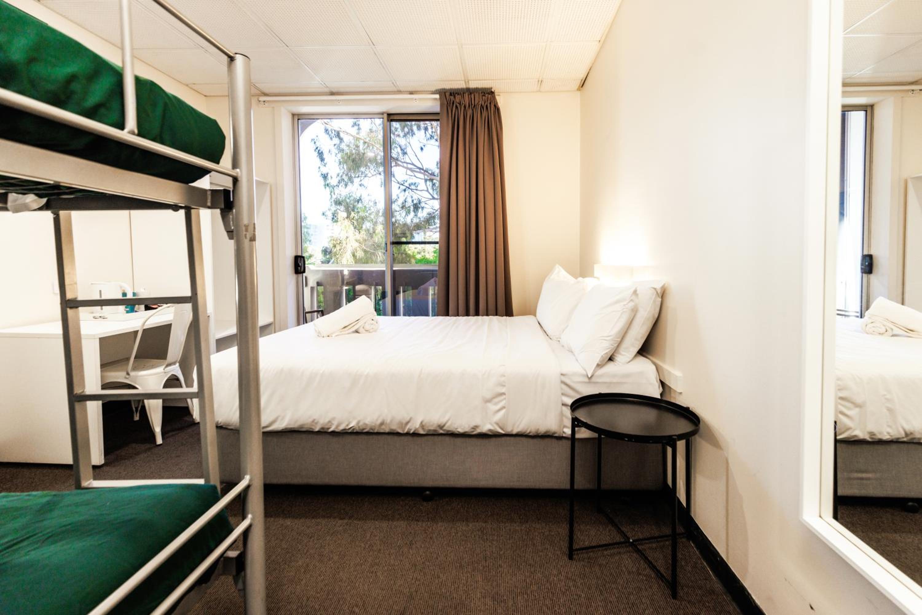 YHA Adelaide Central