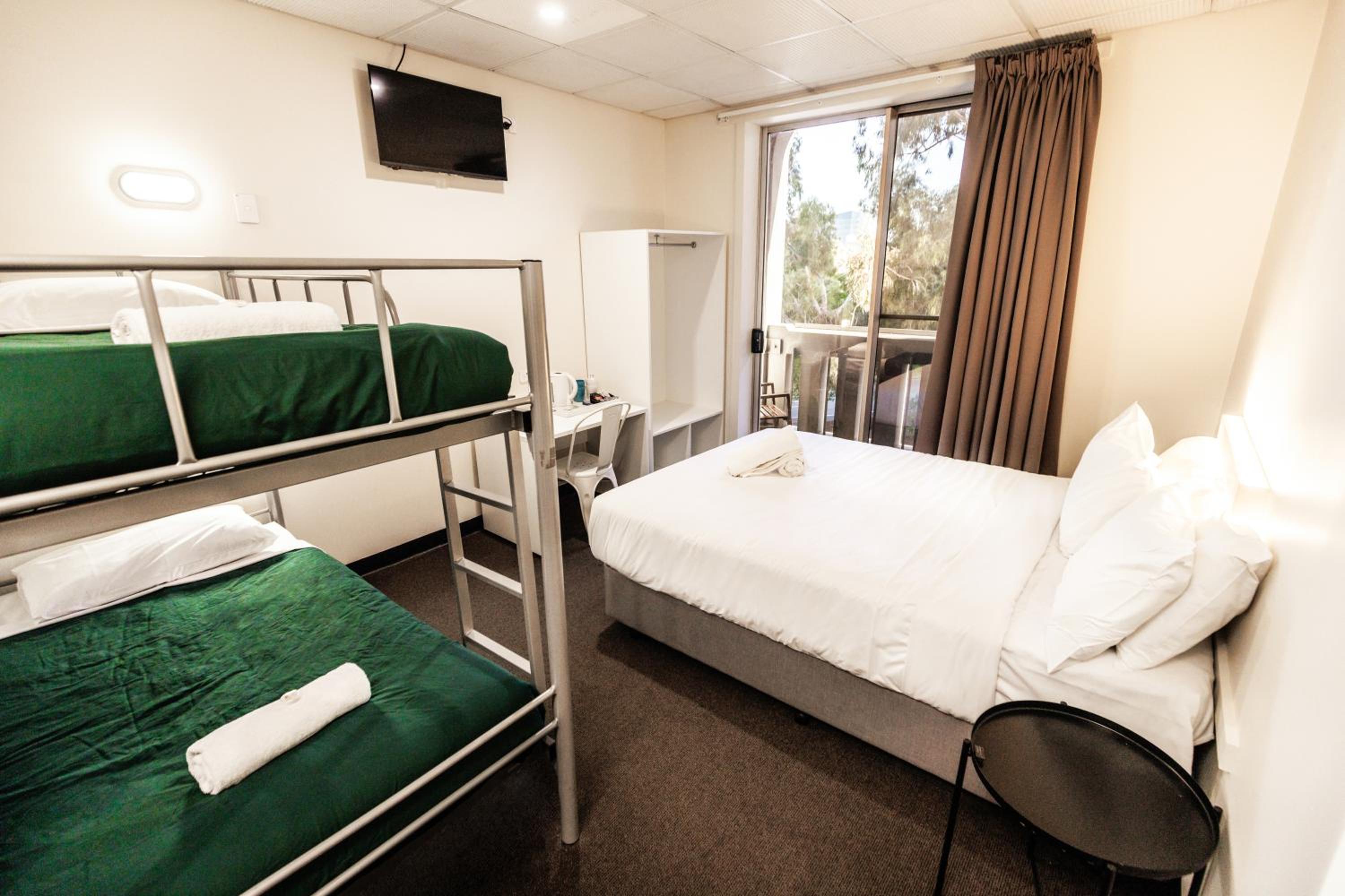 YHA Adelaide Central