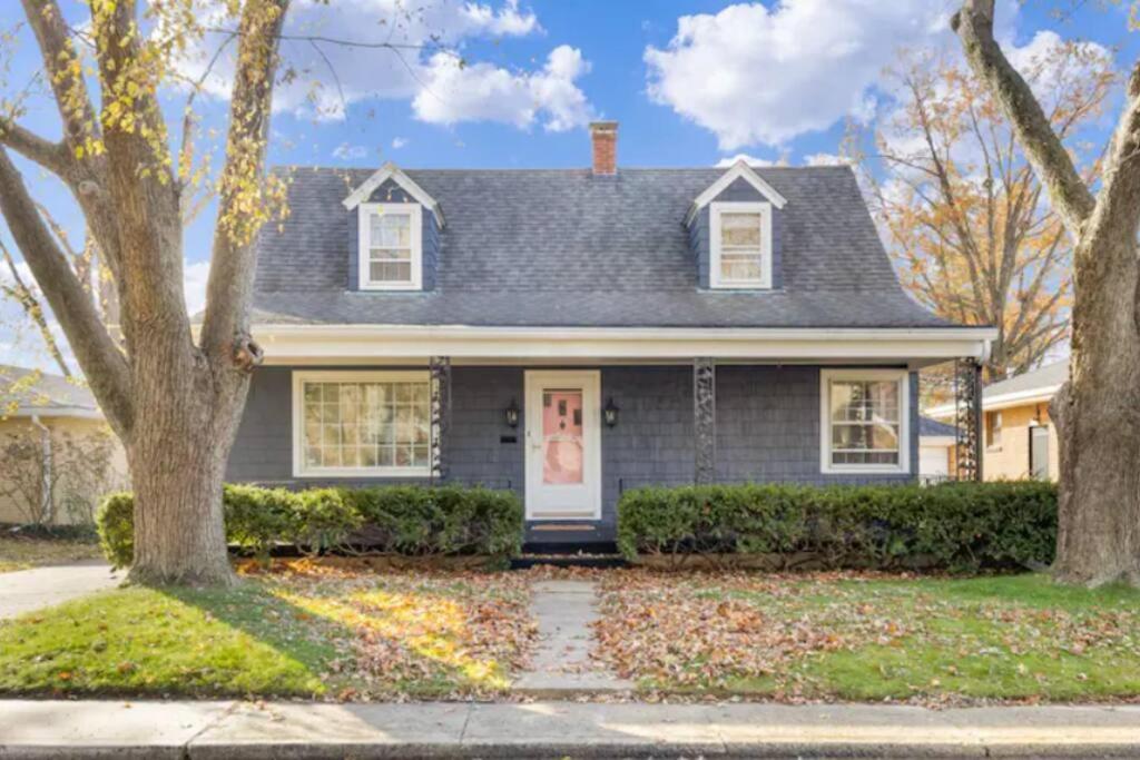 Peoria Vacations - Peoria Speedway Rocky Glen Bradley Park 4bdrm Home - Property Image 1