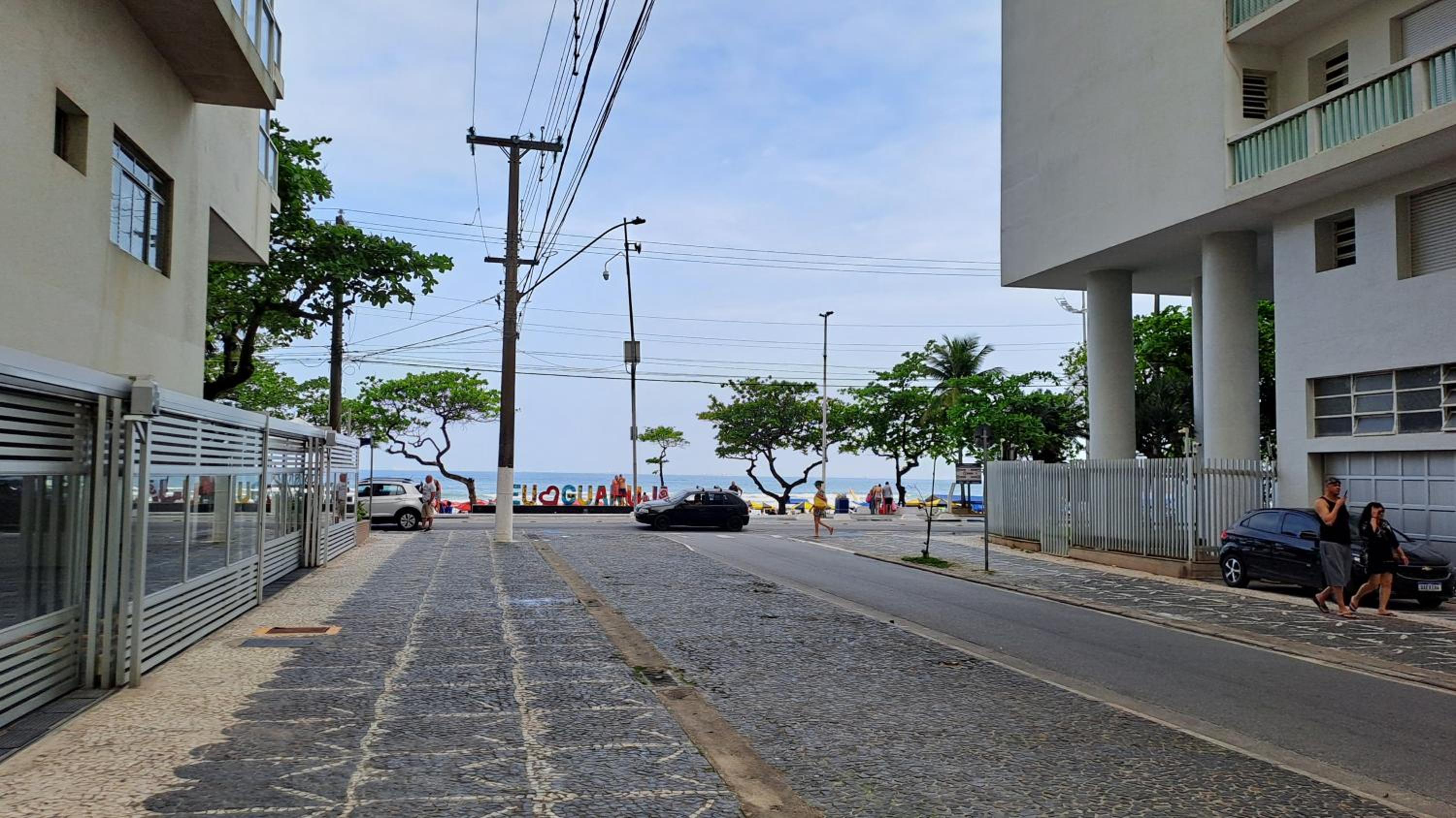 Ap Centro do Guarujá - Wi-Fi - Garagem - Beach Host