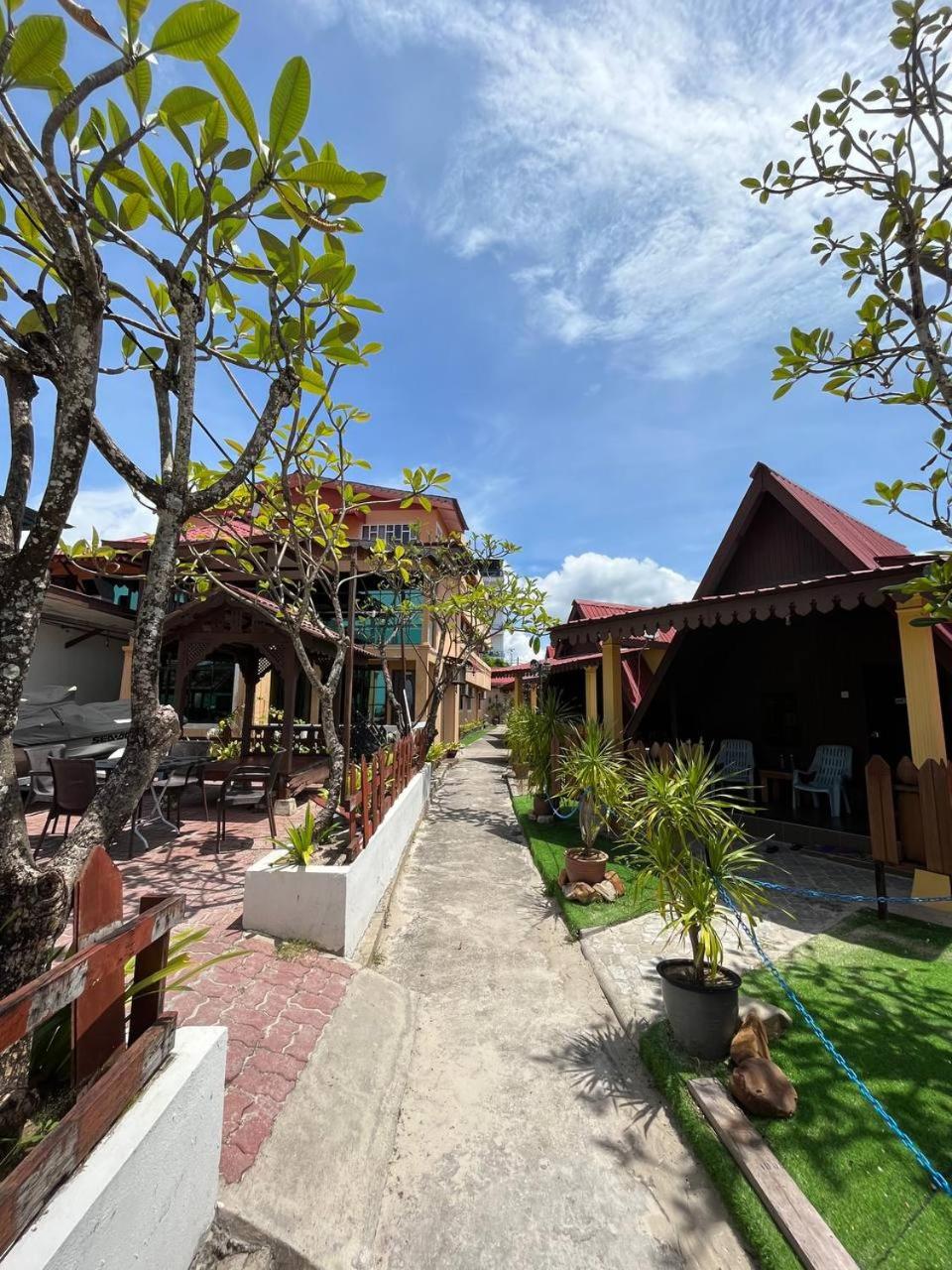 Sandy Beach Resort By Casa Loma photo 4