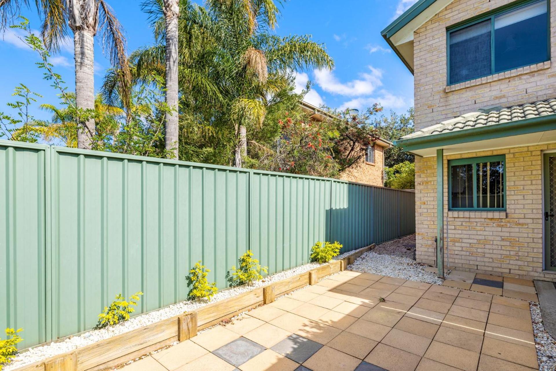 Port Stephens Spacious Townhouse