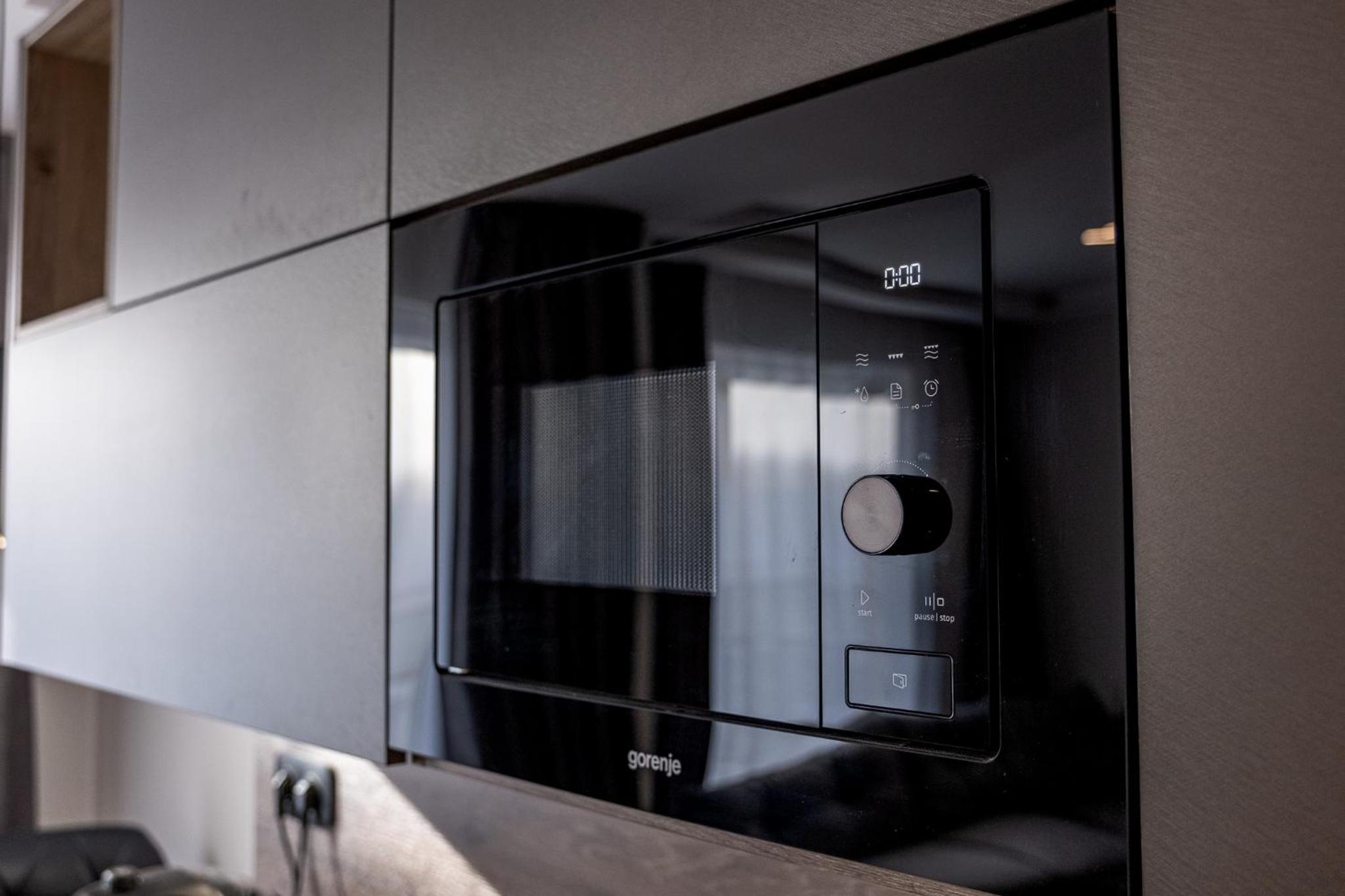 Luxury Redefined in City Center - Elevate Your Stay in a Smart and Modern Apartment