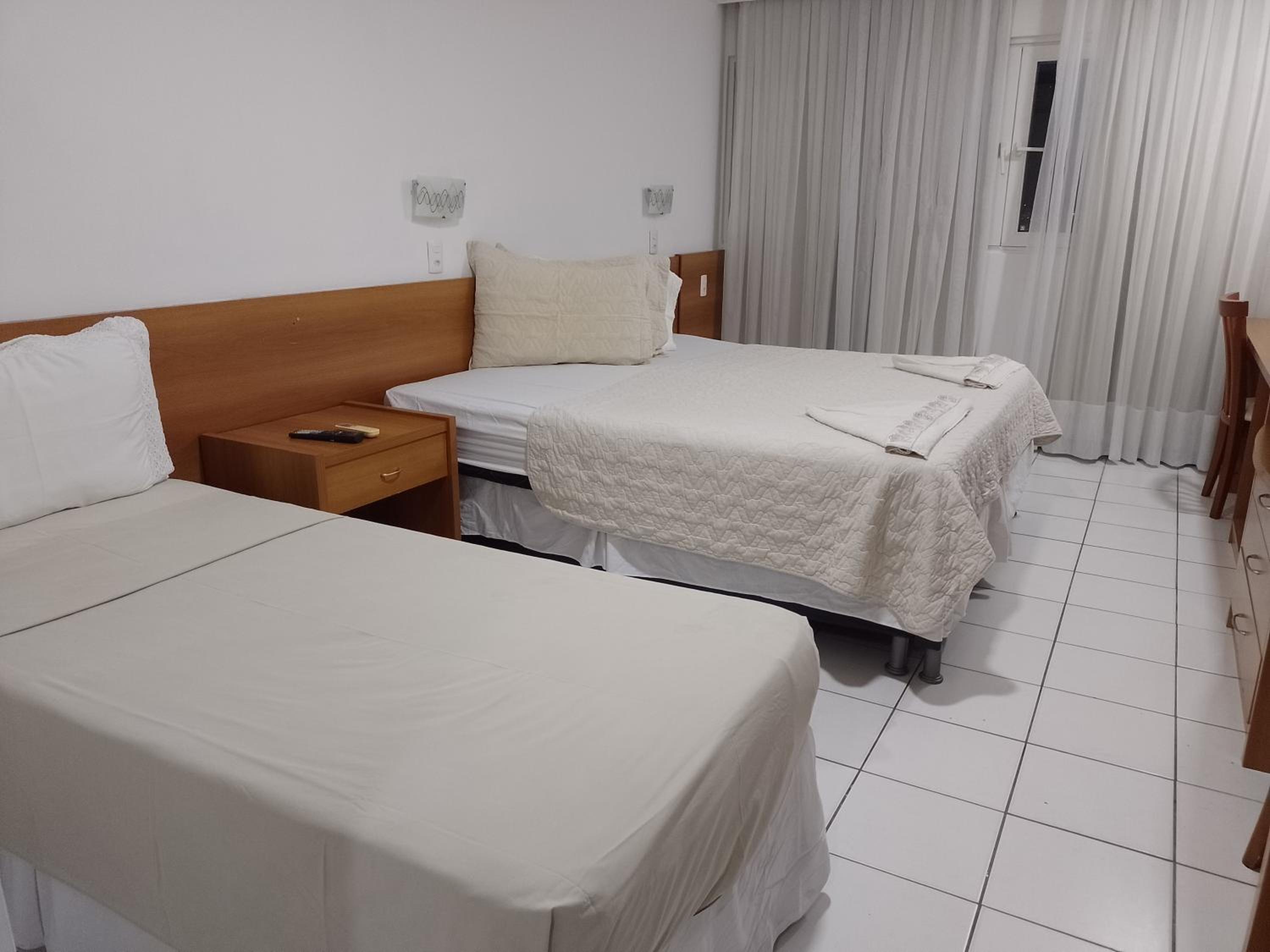 PONTA NEGRA FLAT APART
