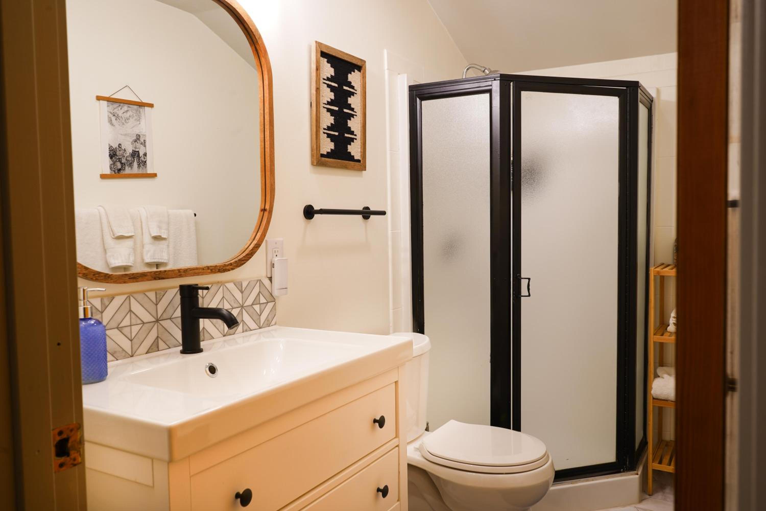 Pendleton Pines Lodge