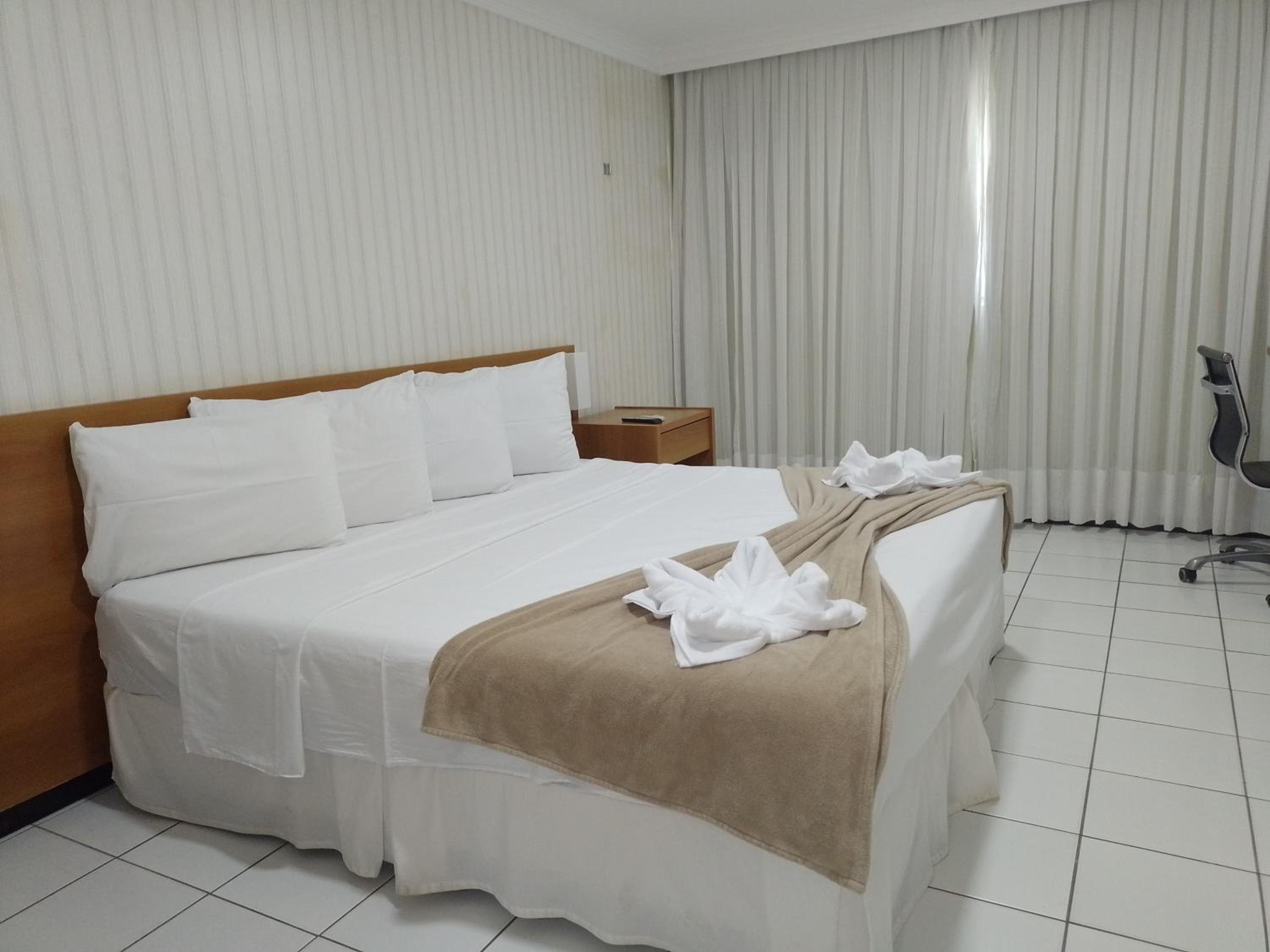 PONTA NEGRA FLAT APART