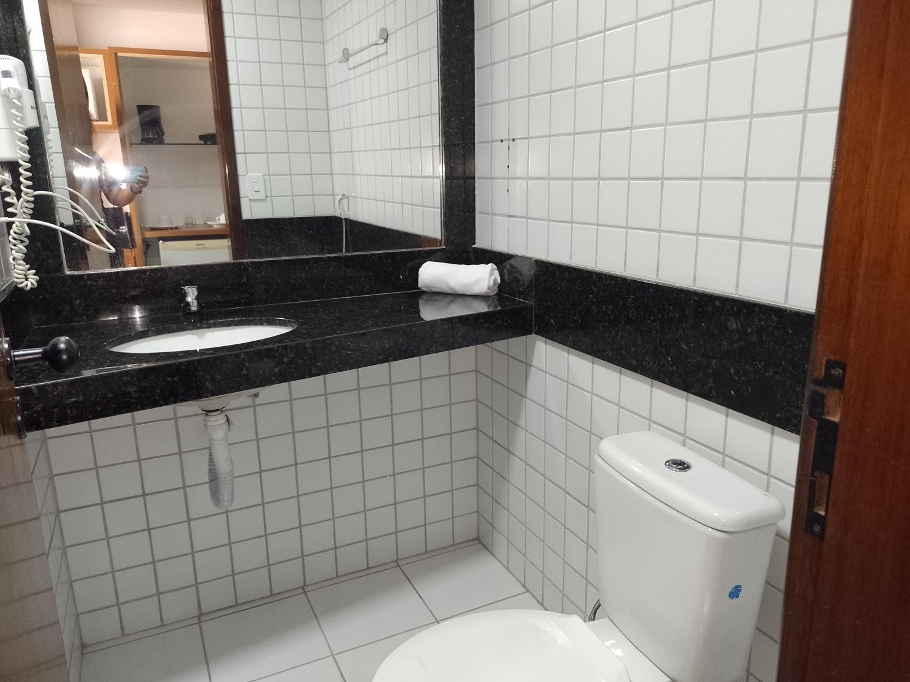 PONTA NEGRA FLAT APART