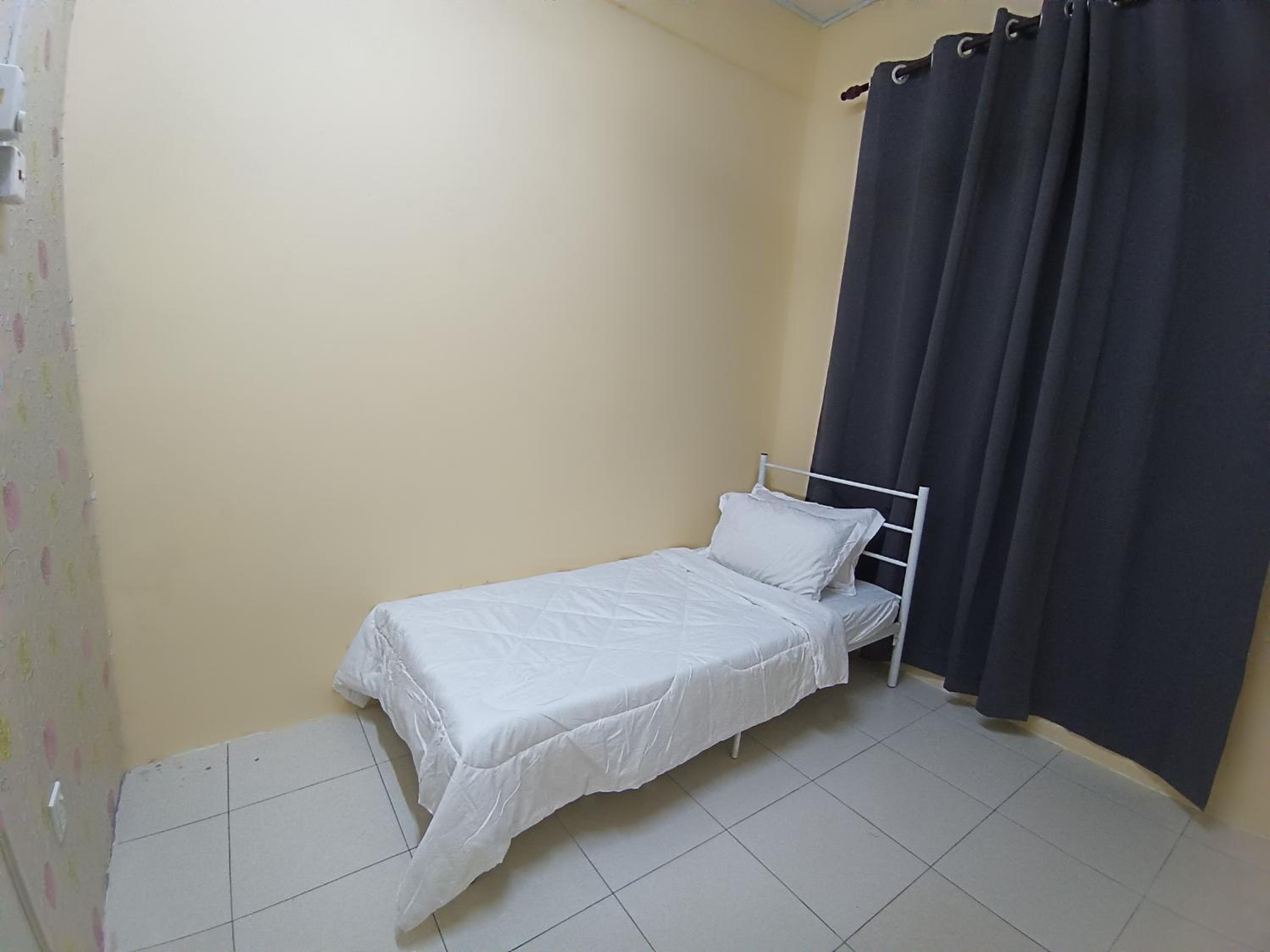 Afya Alya Guesthouse Melaka No Aircond photo 4