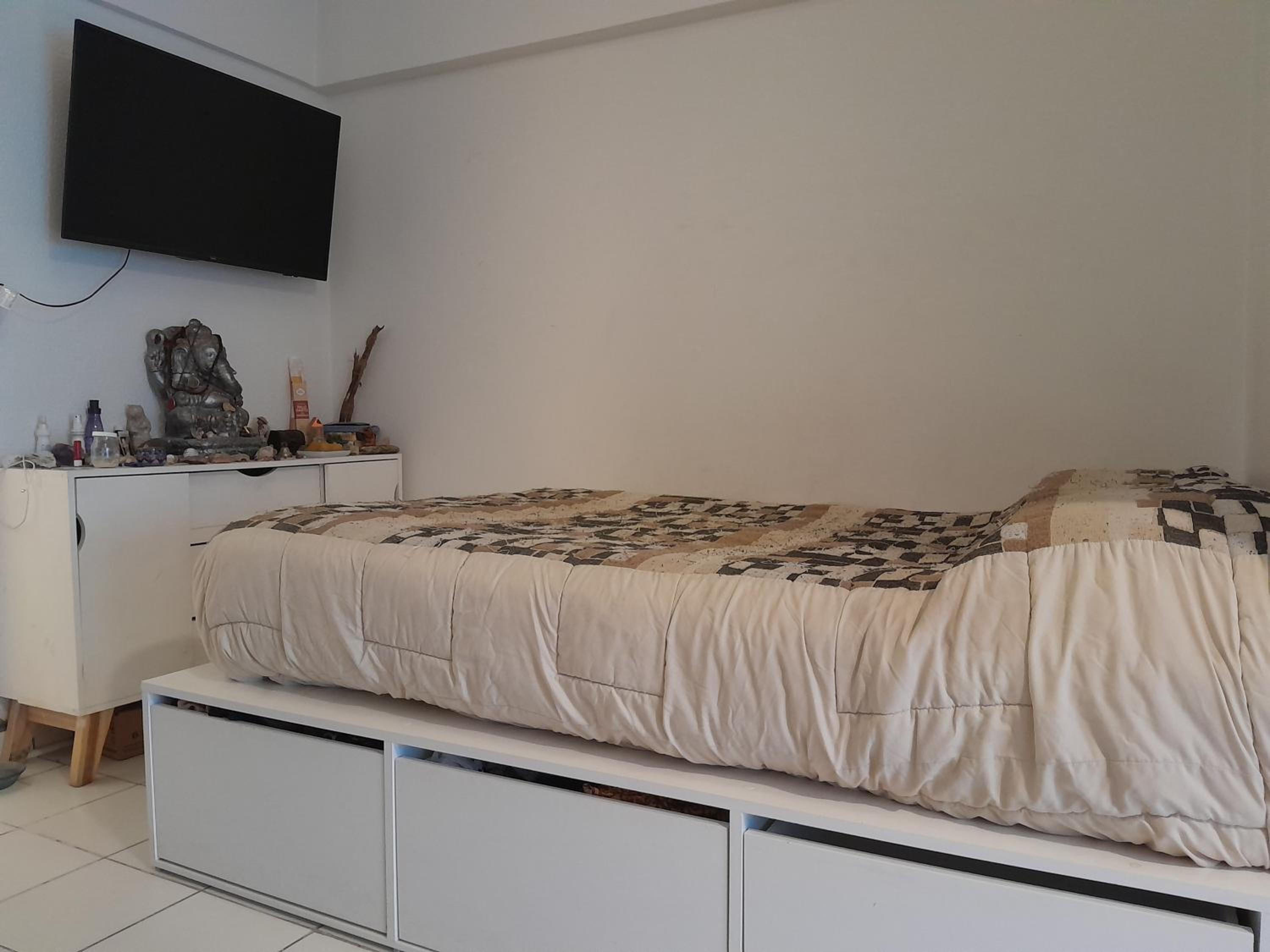 Departamento centro Mar del Plata-1 cuadra del mar- monoambiente-balcón calle.
