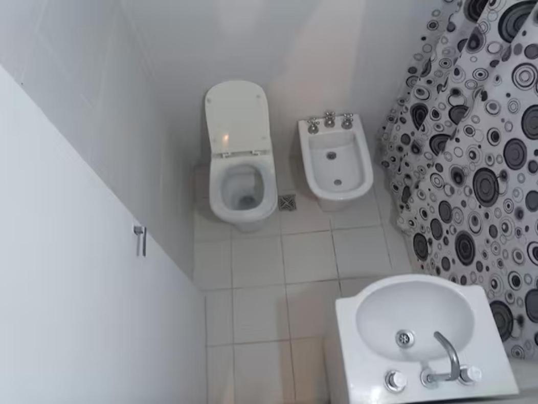 Departamento centro Mar del Plata-1 cuadra del mar- monoambiente-balcón calle.