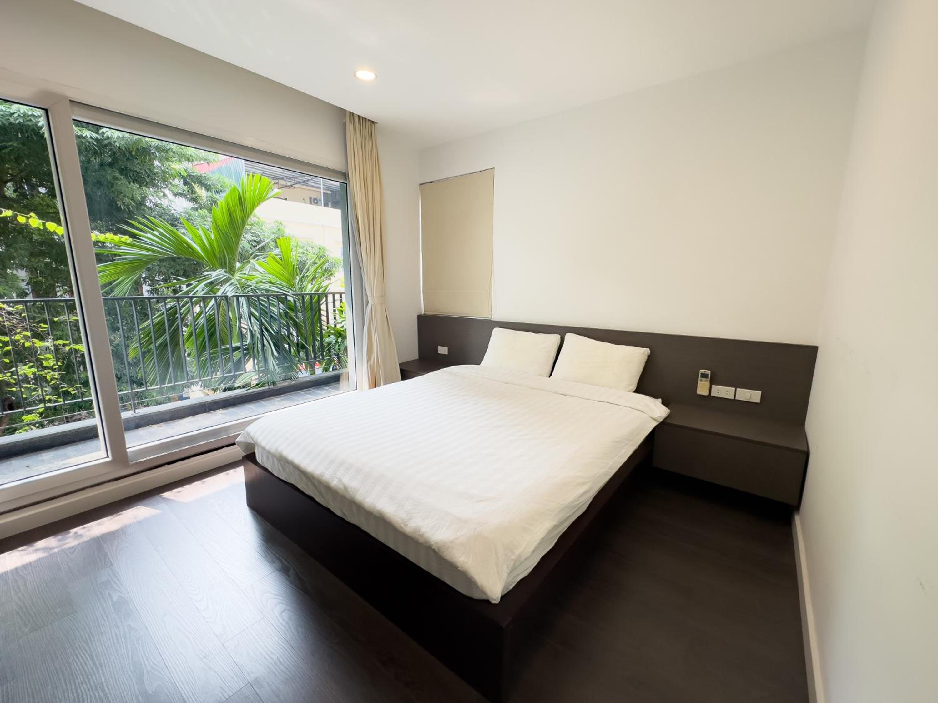 Sun Apartment 302