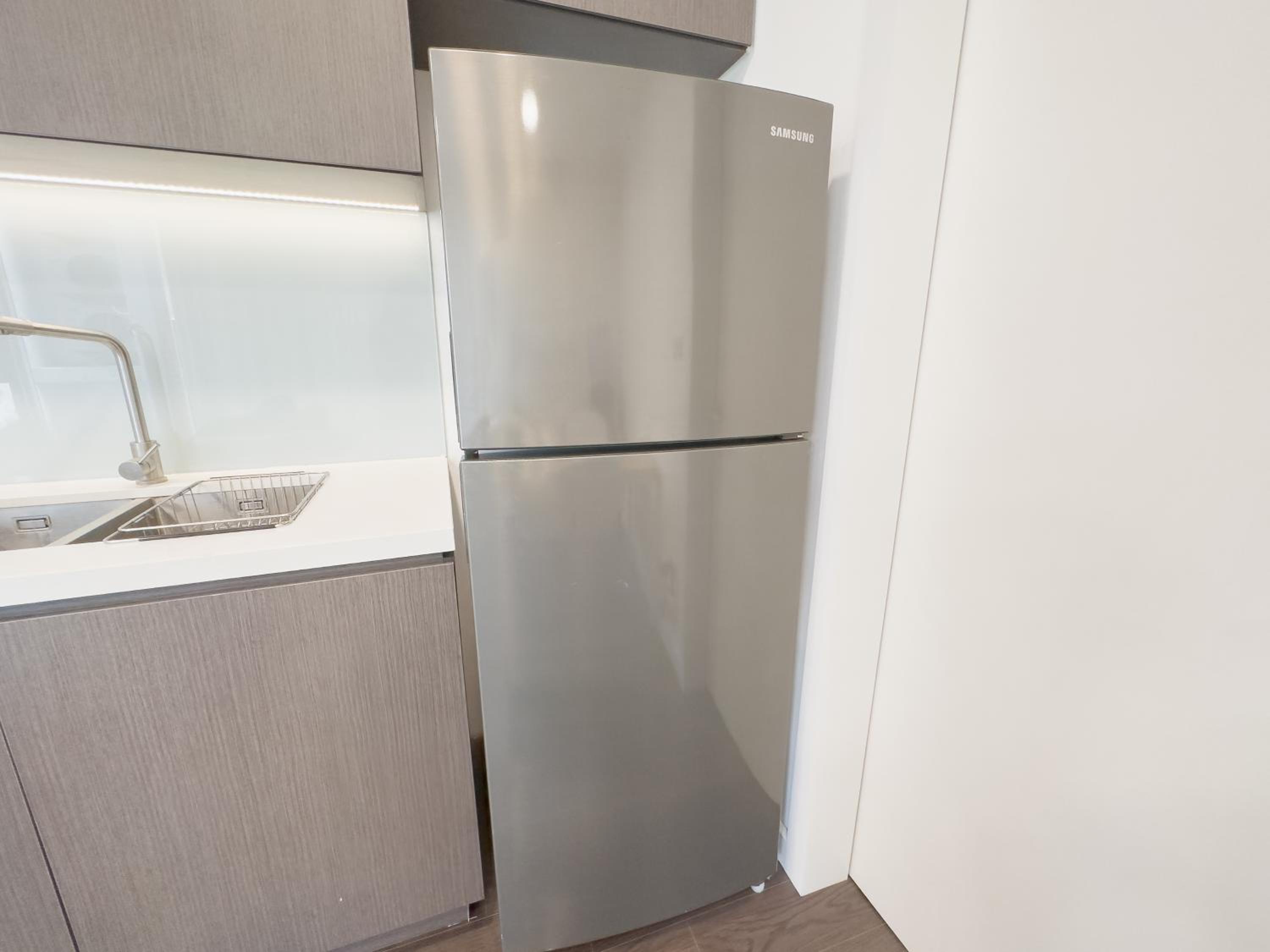Sun Apartment 302