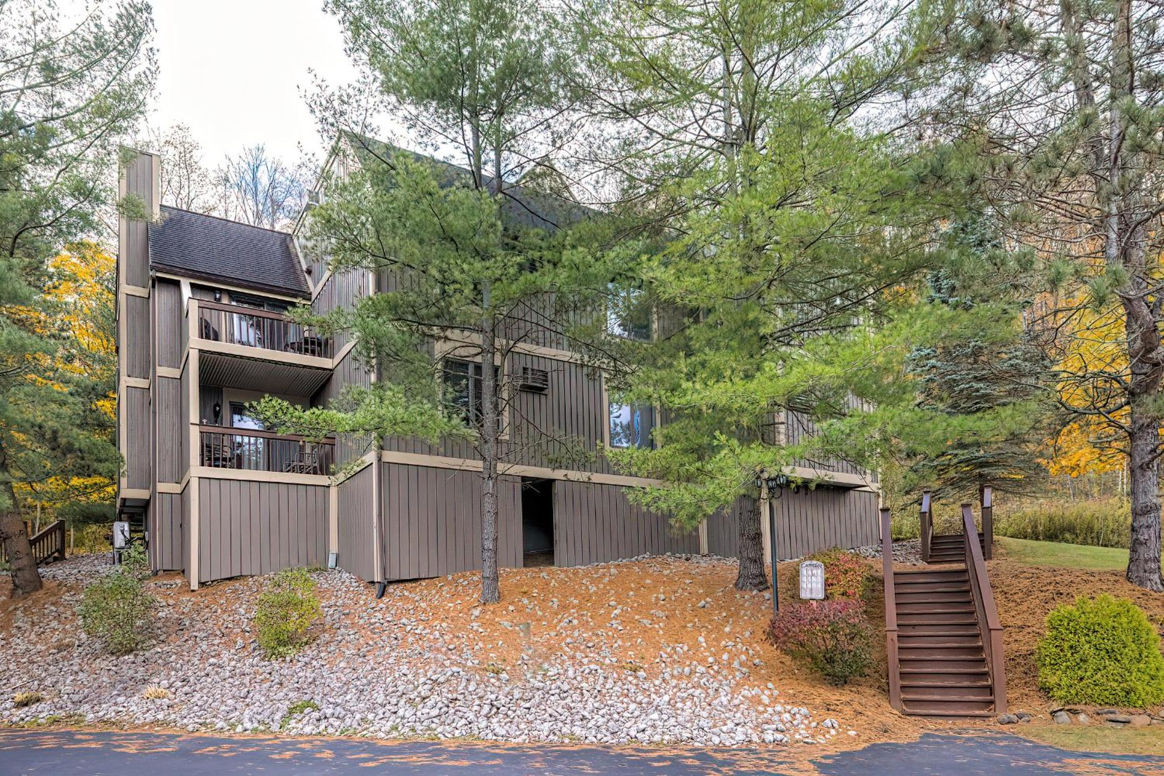 Sun & Snow Escape: Ski/Golf Condo at Peek & Peak view 4