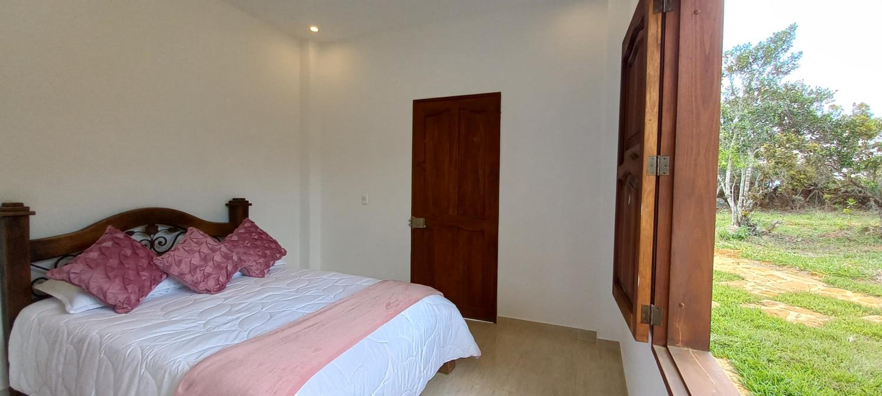 CASAS CAMPESTRES VILLA COVA Da IRIA BARICHARA