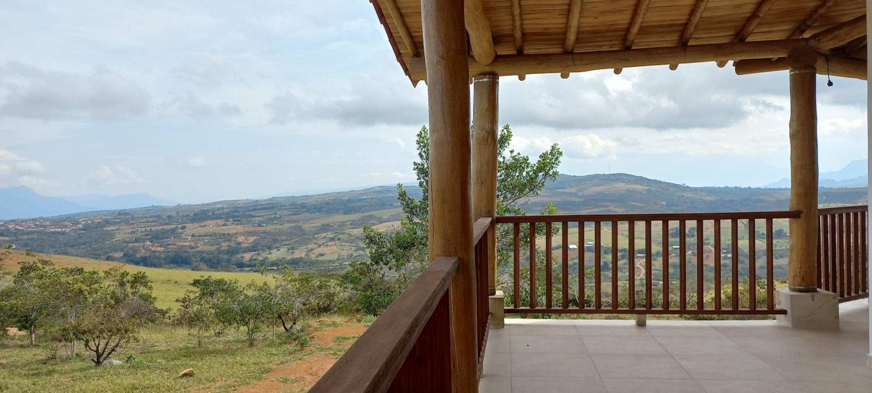 CASAS CAMPESTRES VILLA COVA Da IRIA BARICHARA