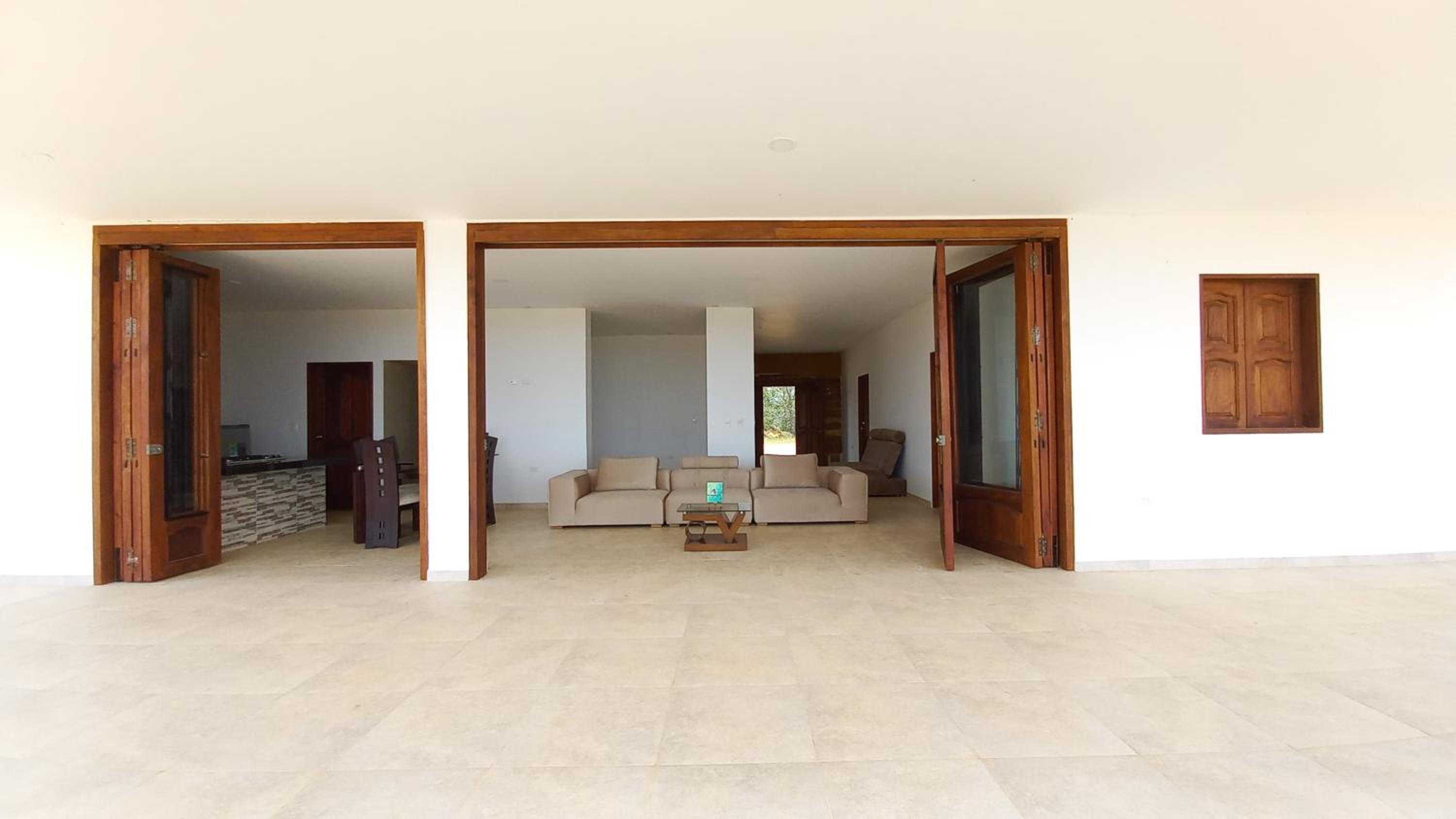 CASAS CAMPESTRES VILLA COVA Da IRIA BARICHARA