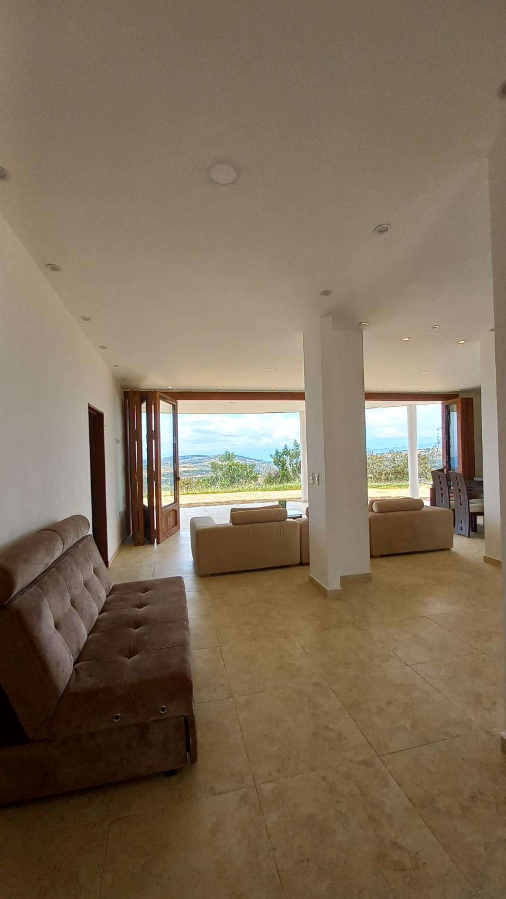 CASAS CAMPESTRES VILLA COVA Da IRIA BARICHARA