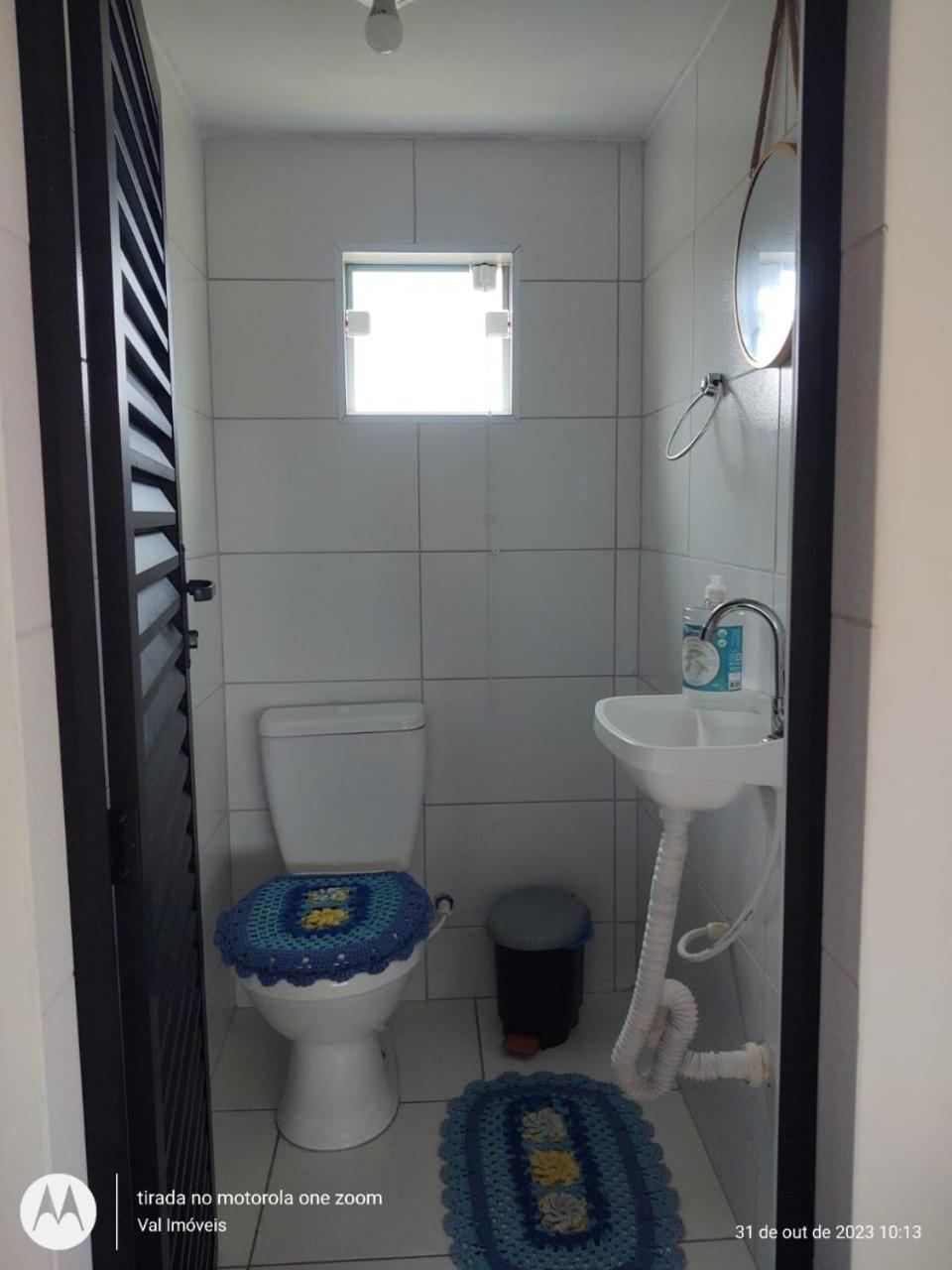 Casa amarela cantinho de lazer