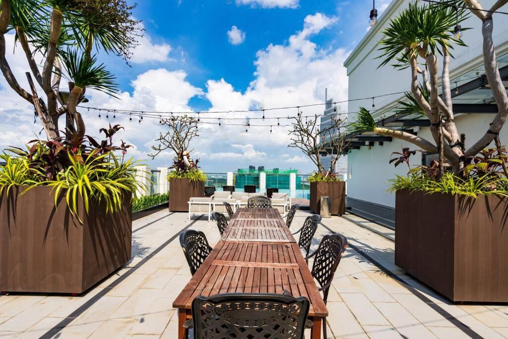 Stylish Boutique Studio in the heart of D1/Pool/Netflix