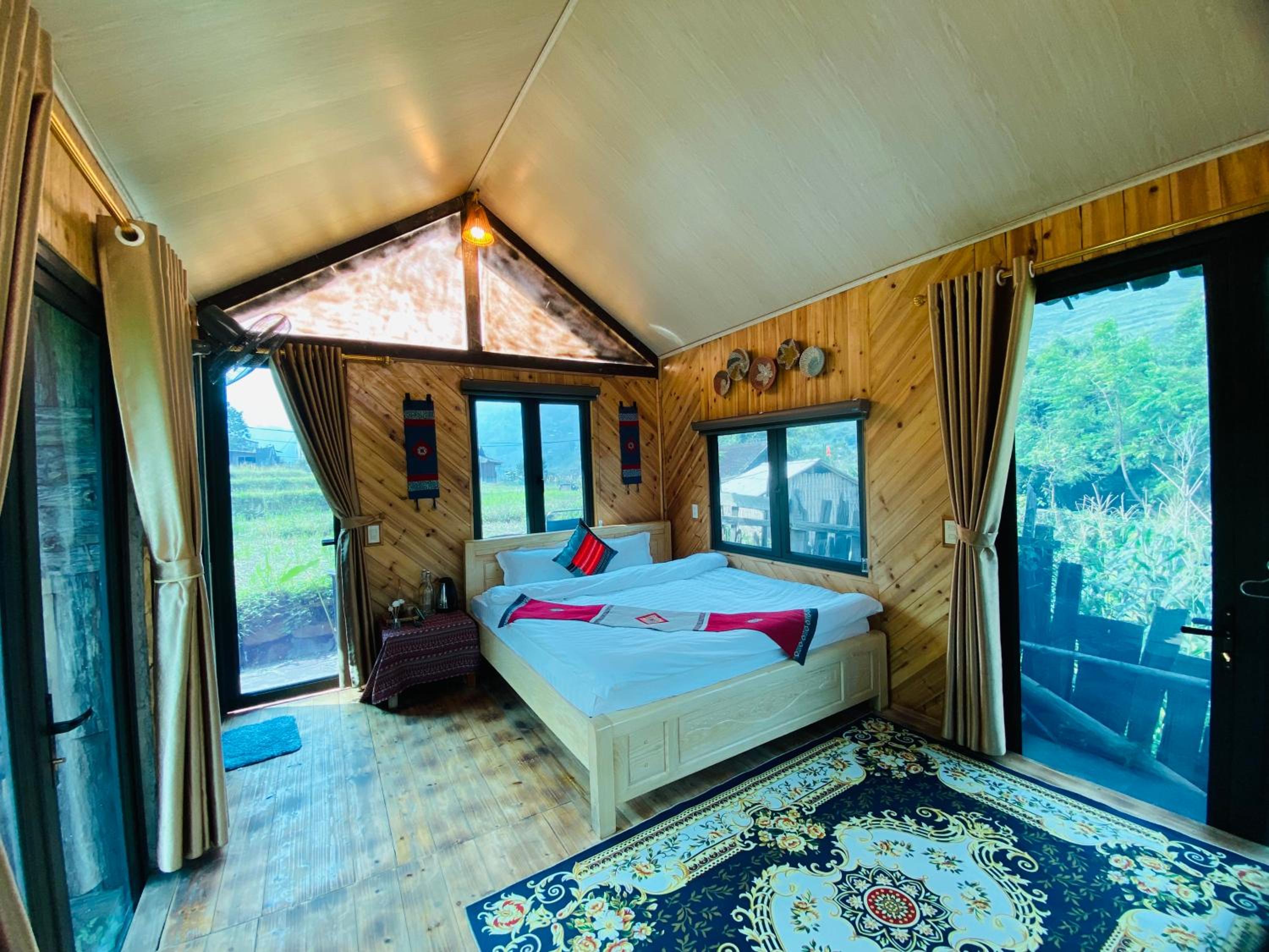 Thoc House Ta Van